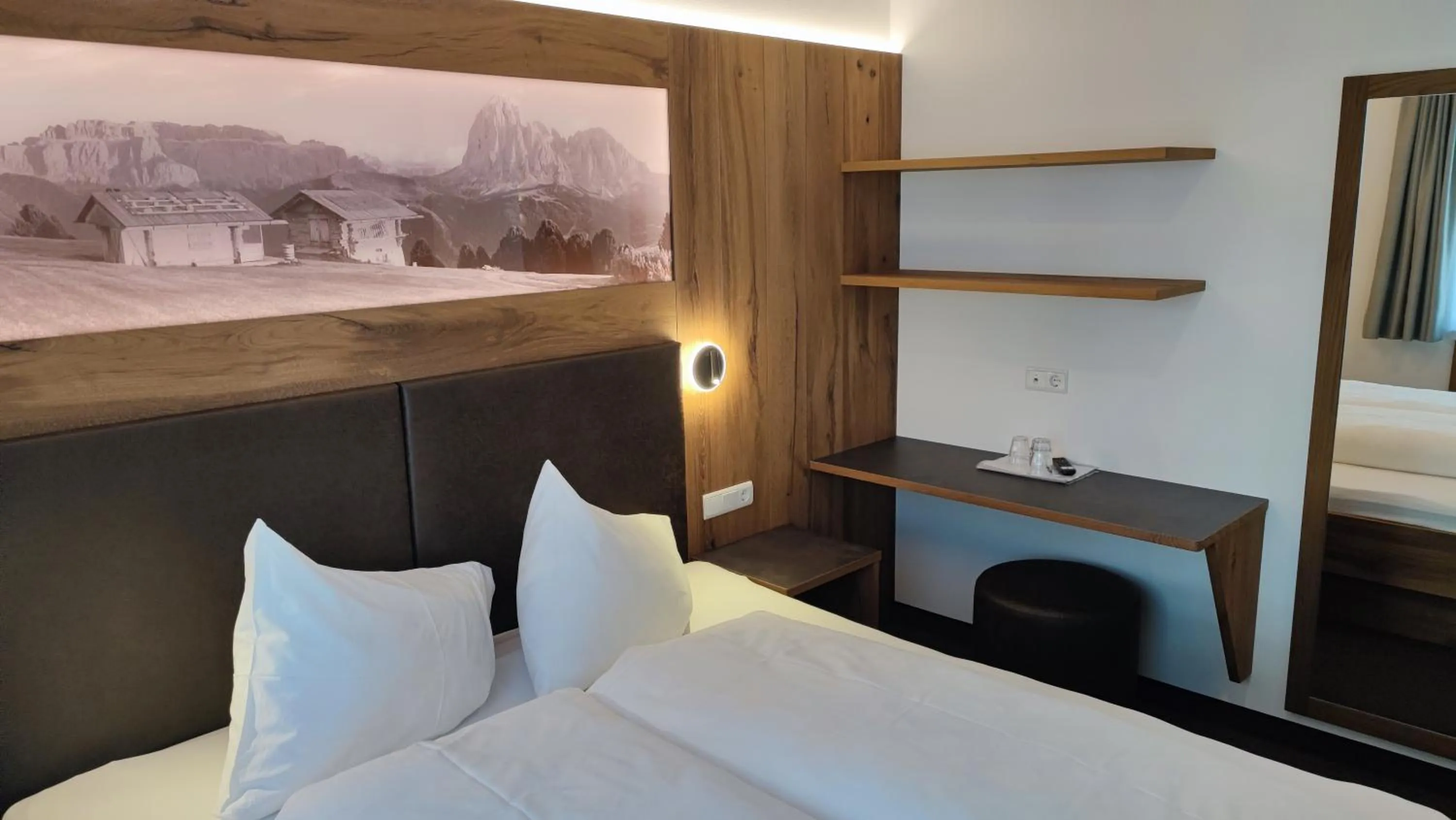 Photo of the whole room, Bed in Garni Flurida