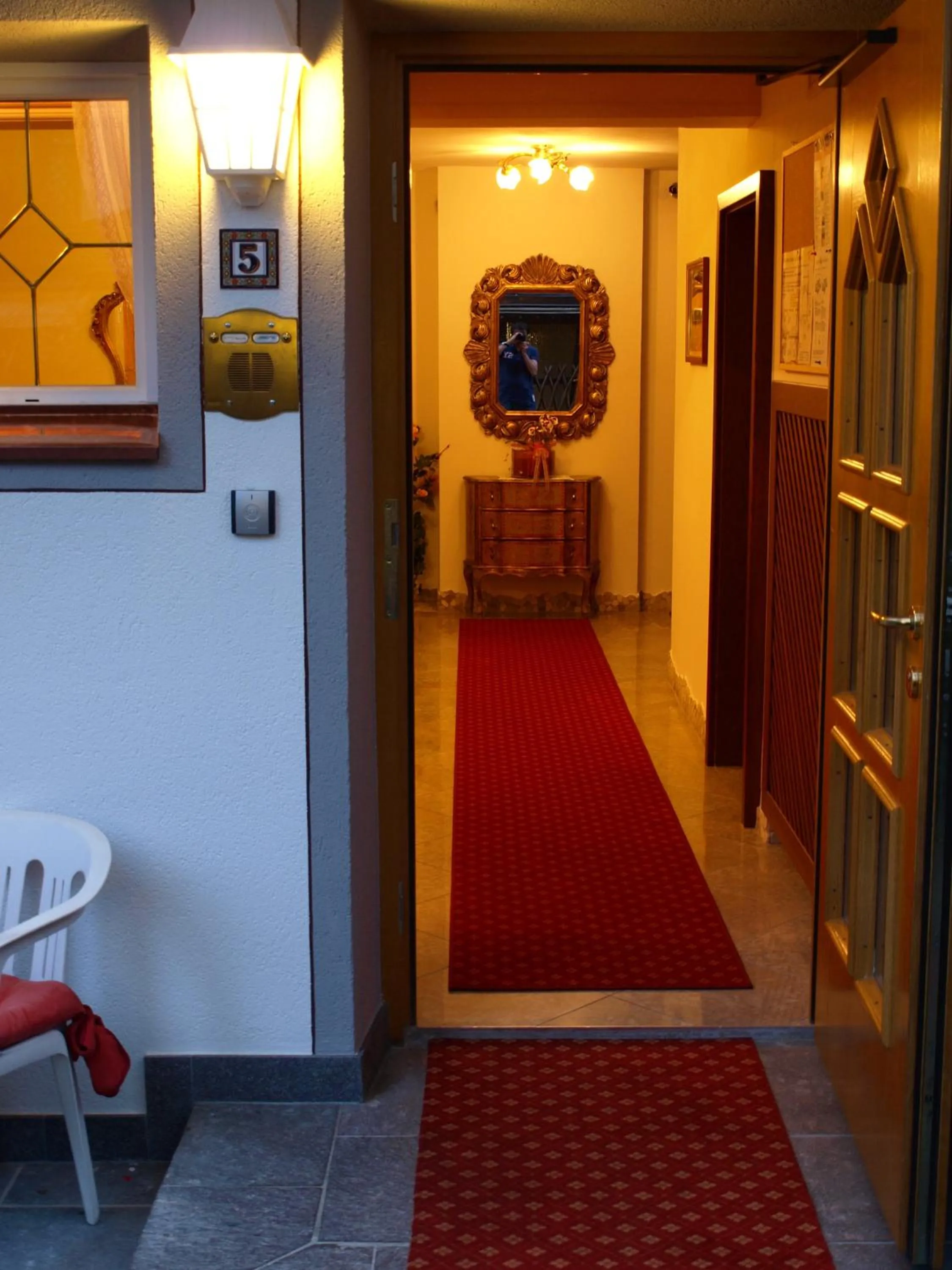 Lobby or reception in Garni Flurida