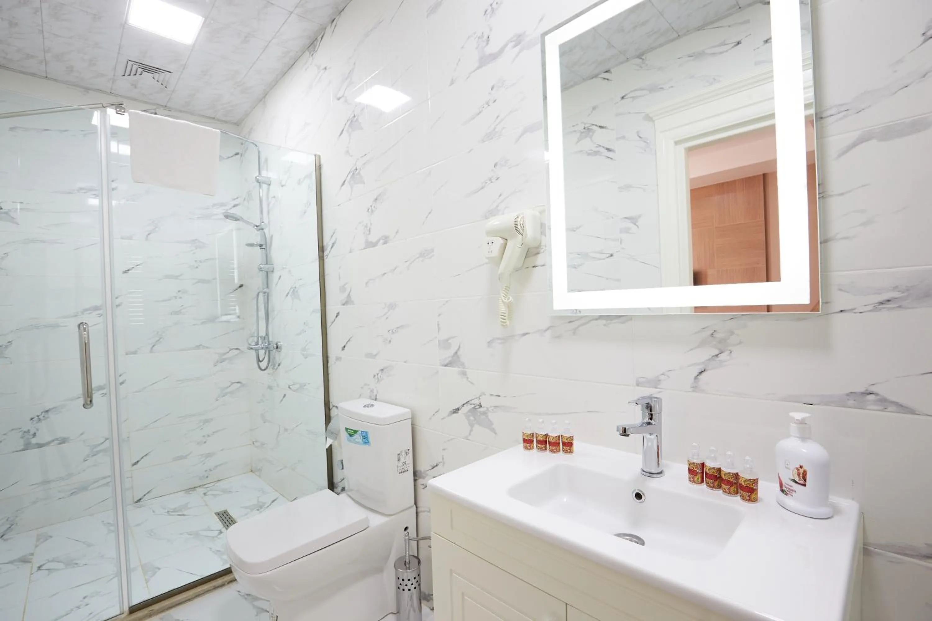 Bathroom in NOBEL Hotel