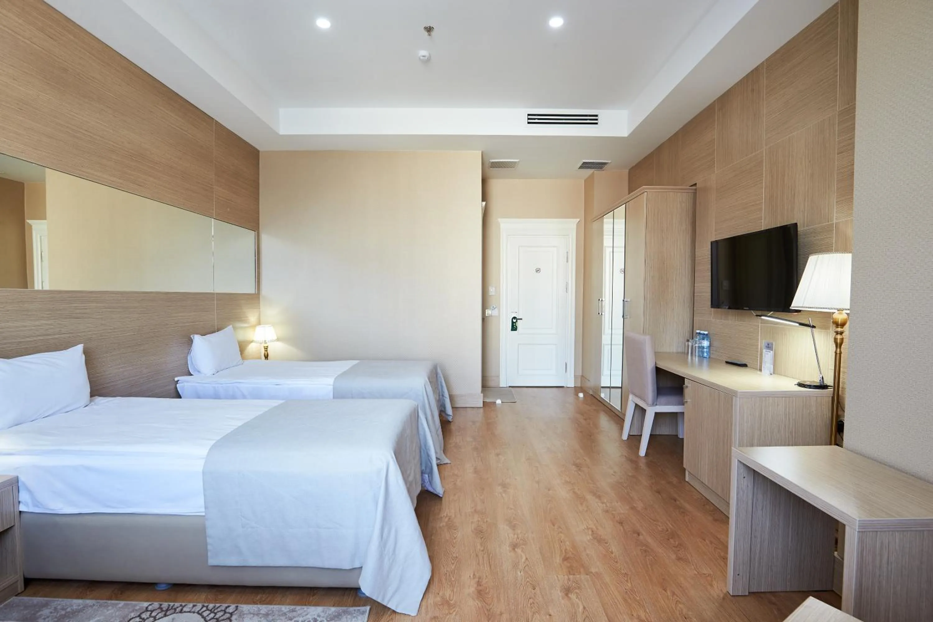 Bedroom, Bed in NOBEL Hotel