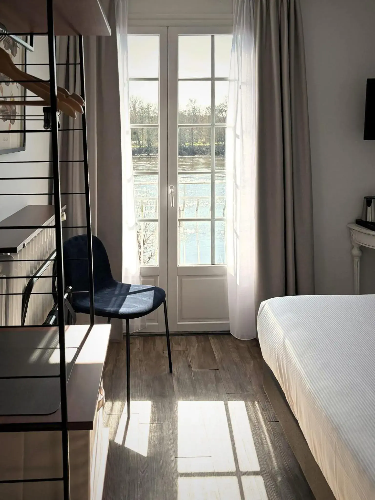 Double Room - single occupancy in Gabriel Hotel Chinon Double Room - single occupancy in Gabriel Hotel Chinon