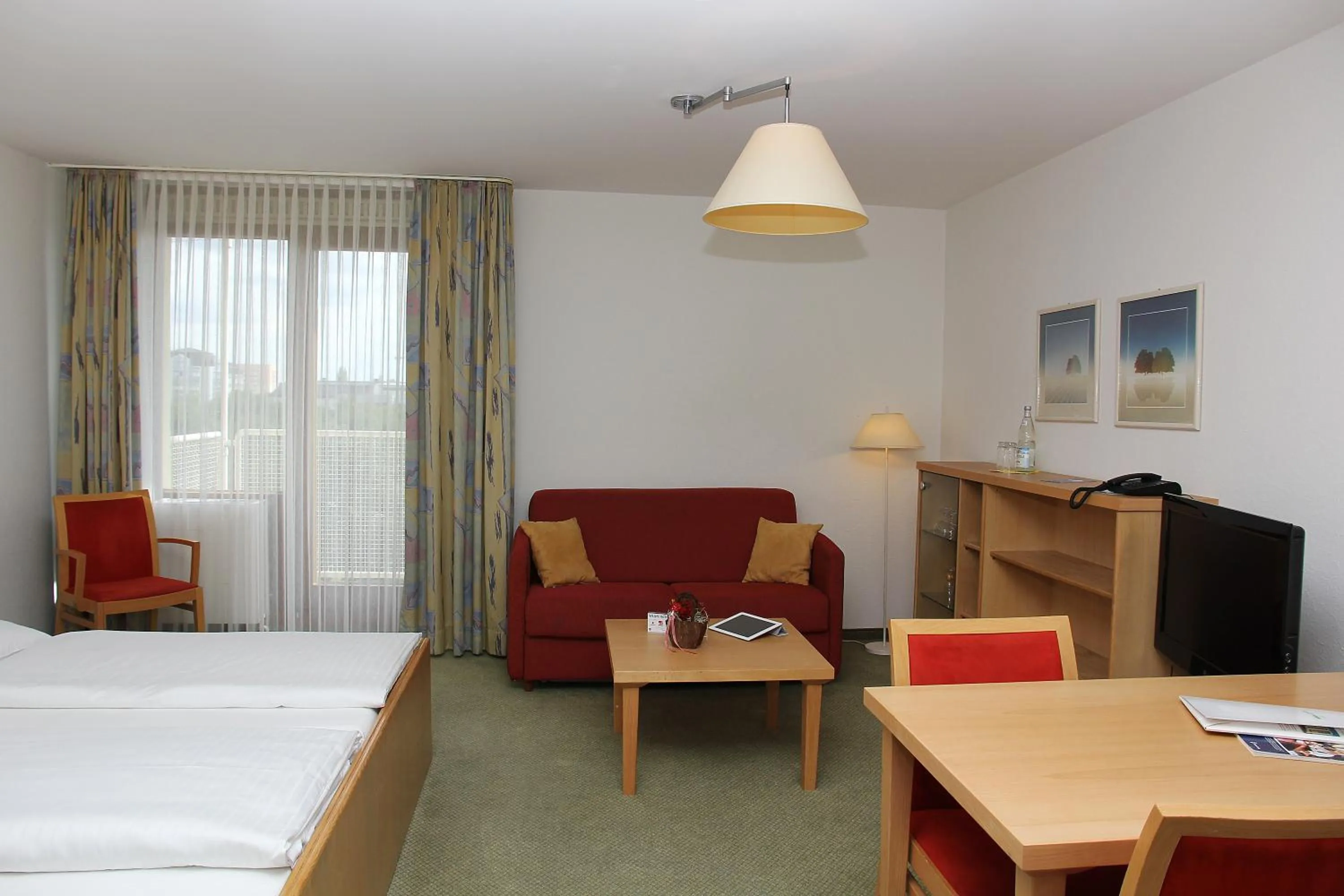 Day, Bed in Hotel Gästehaus Forum am Westkreuz