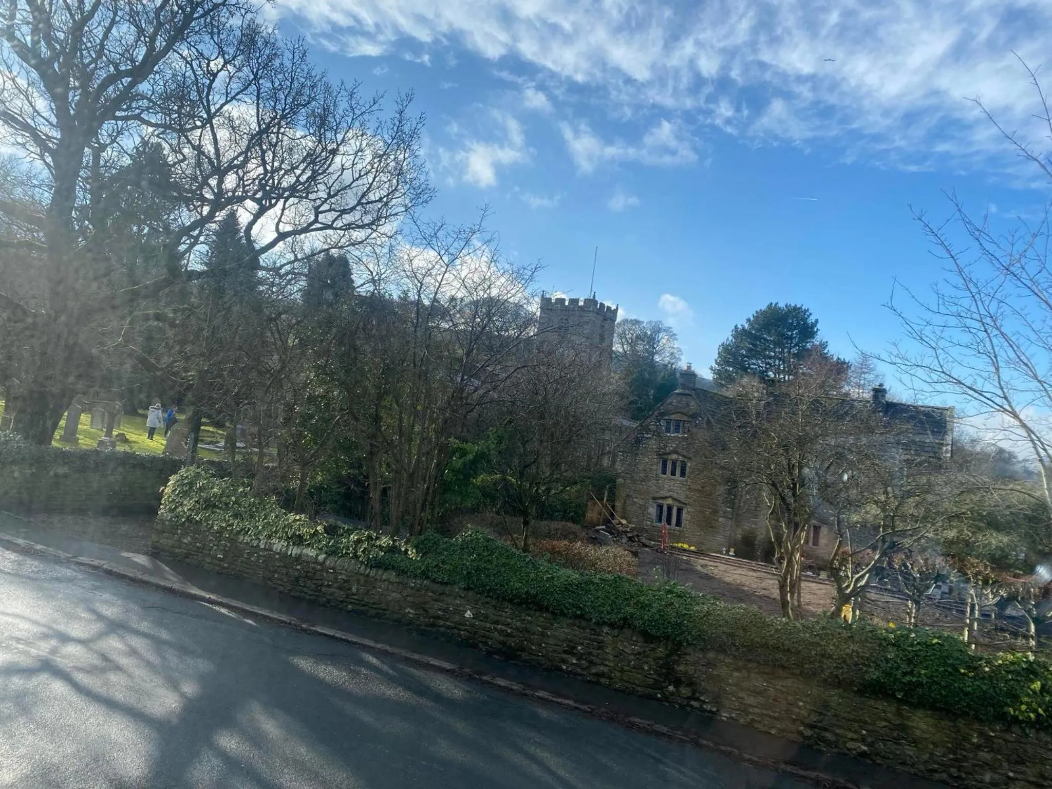 Neighbourhood in The Bridge Inn