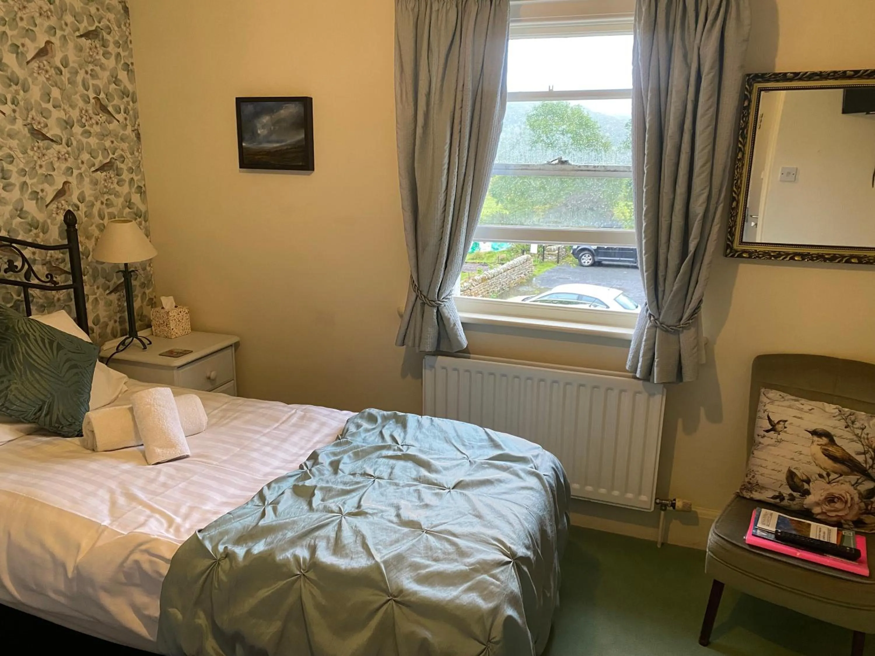 Bed in The Bridge Inn