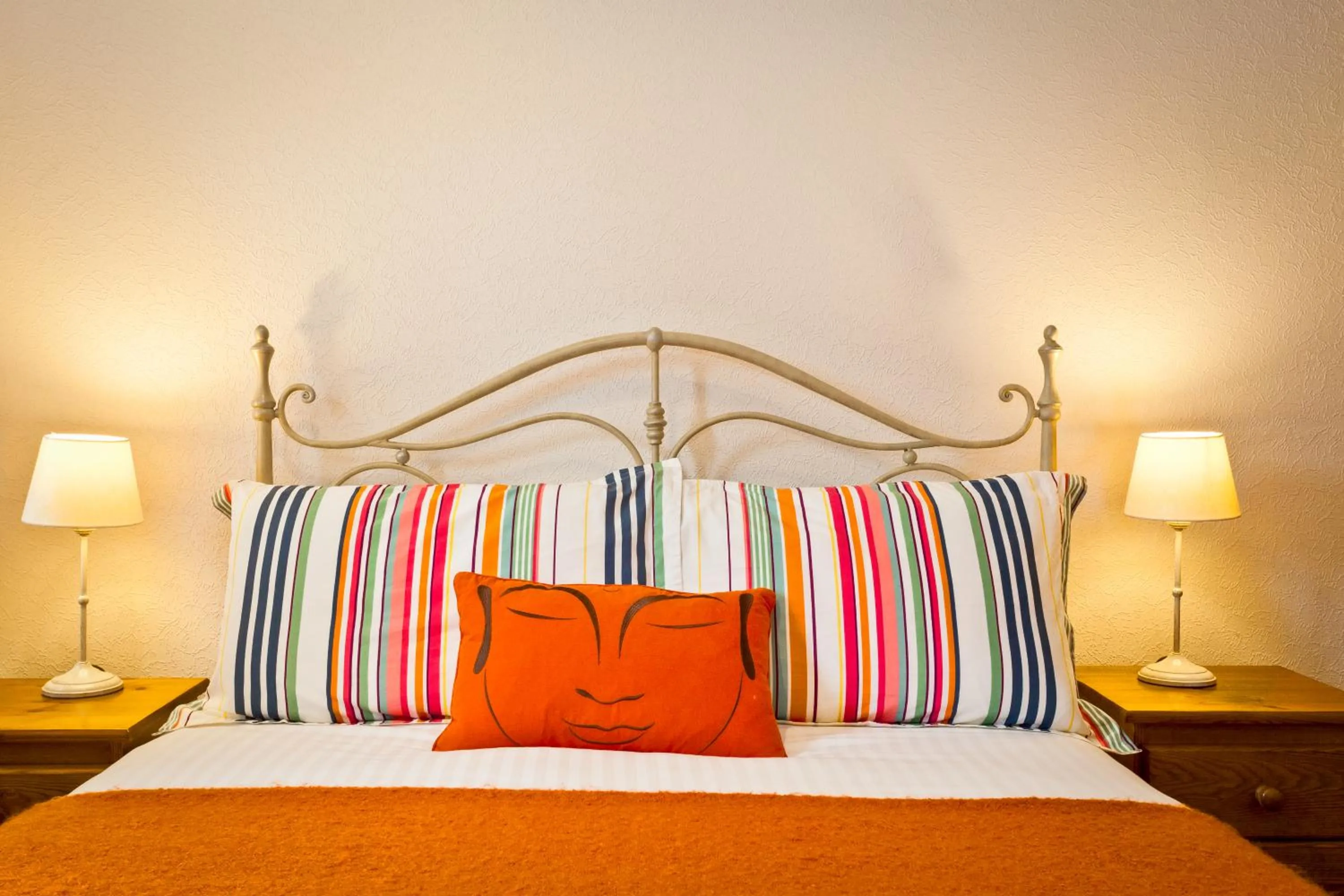 Bed in 3 Cambridge Villas