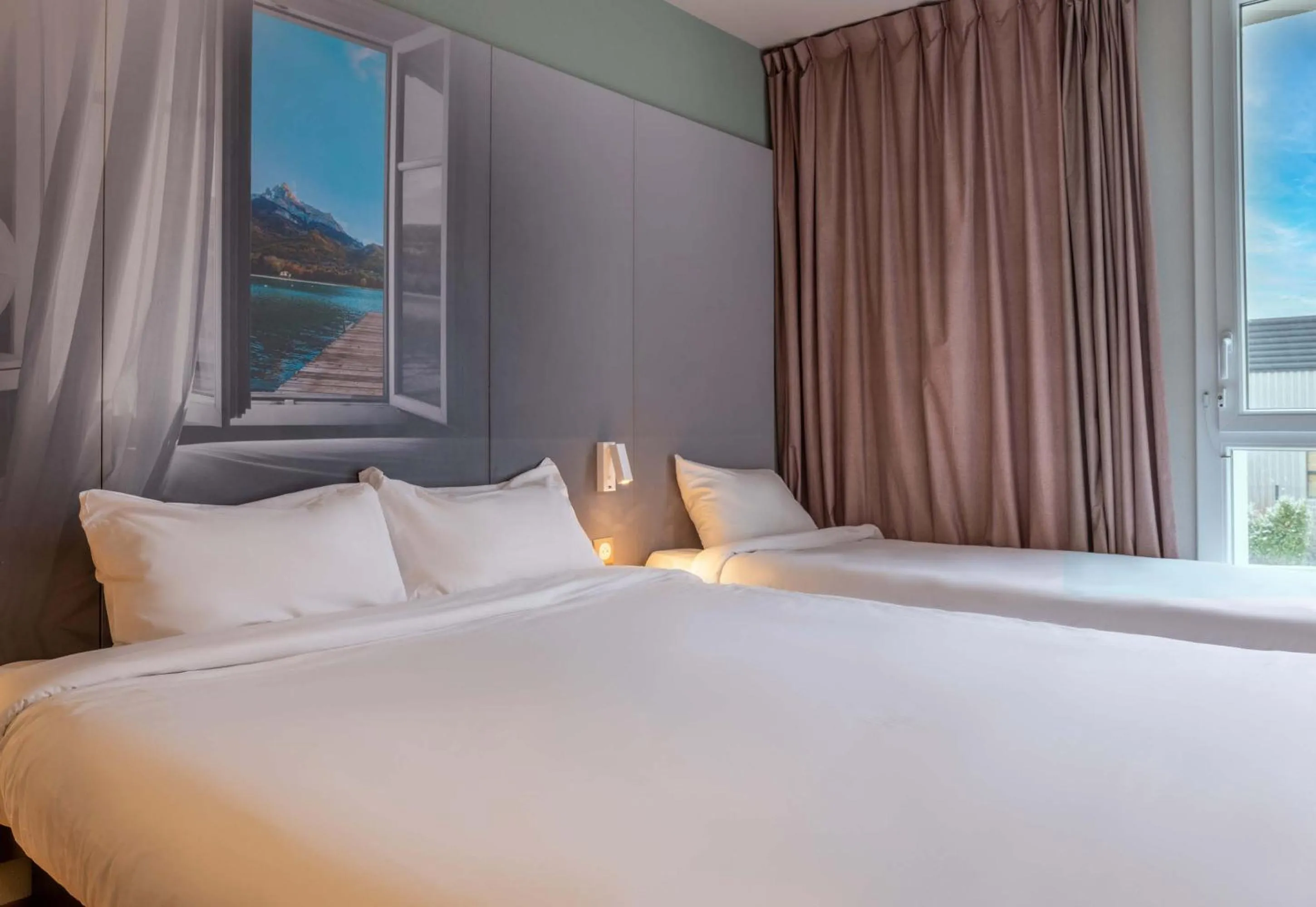 Bedroom, Bed in B&B HOTEL ANNEMASSE Saint-Cergues