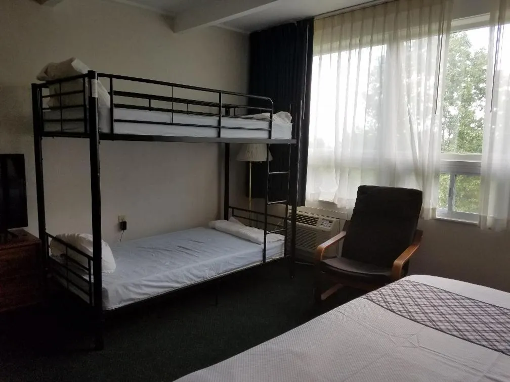 Bed in Travelodge by Wyndham Lake George NY