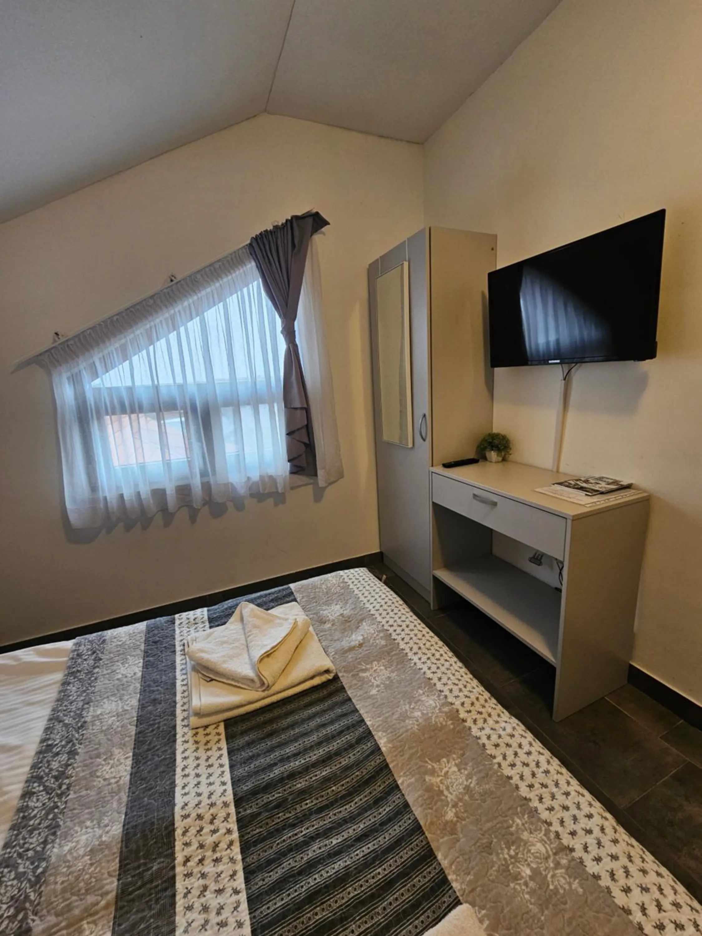 Bed in Filipovic rent a car & apartments