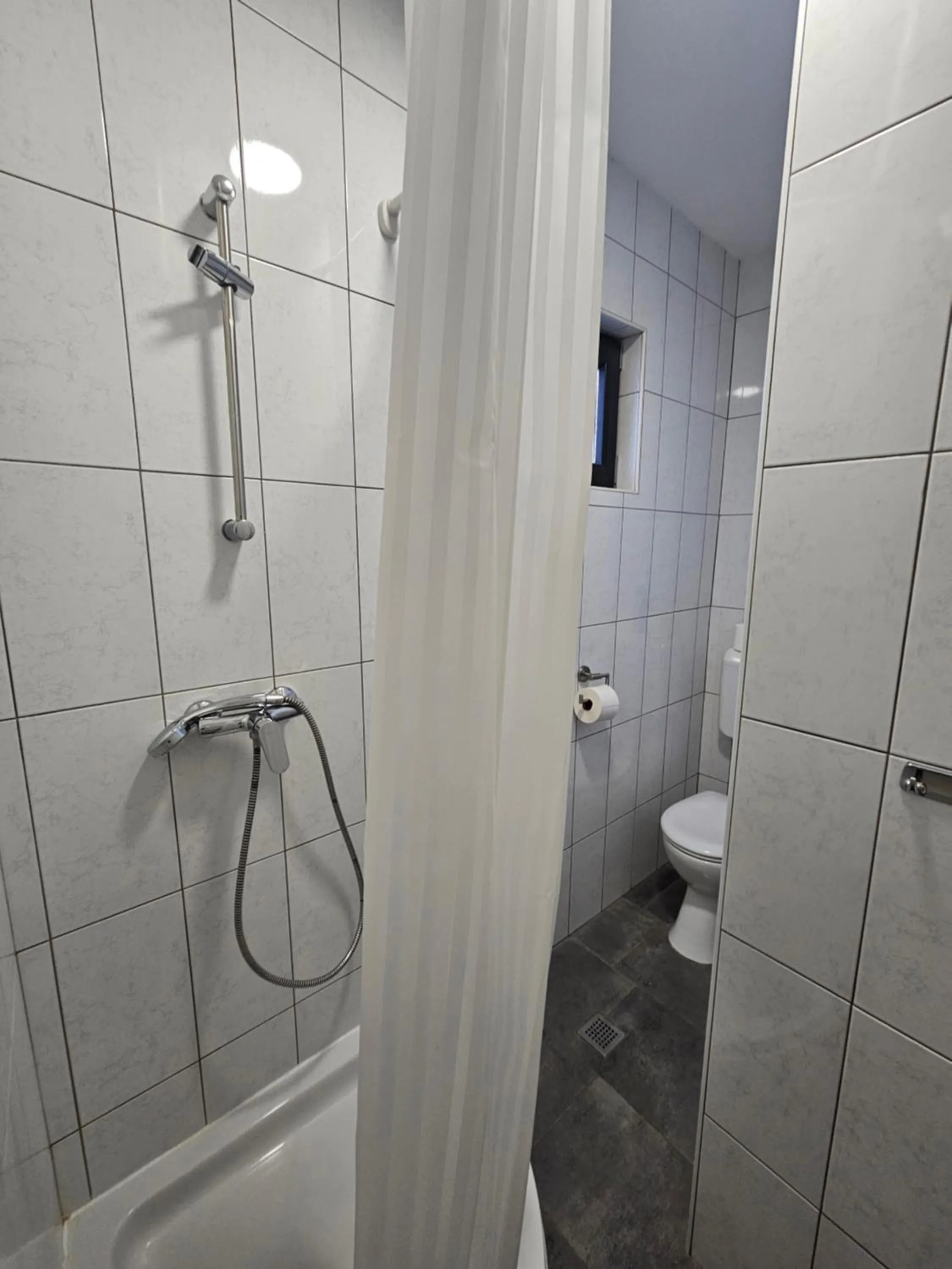 Shower in Filipovic rent a car & apartments