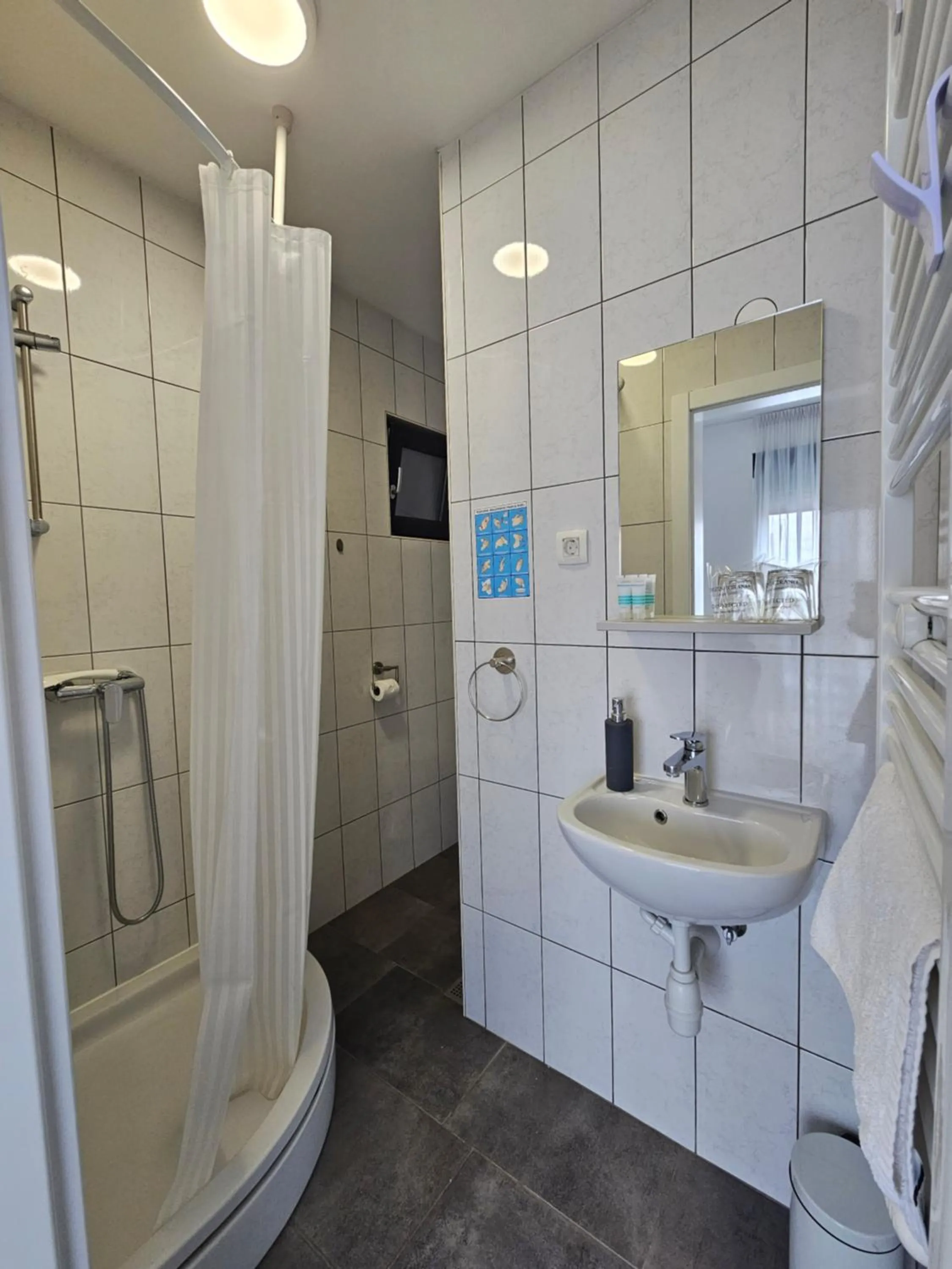 Shower in Filipovic rent a car & apartments