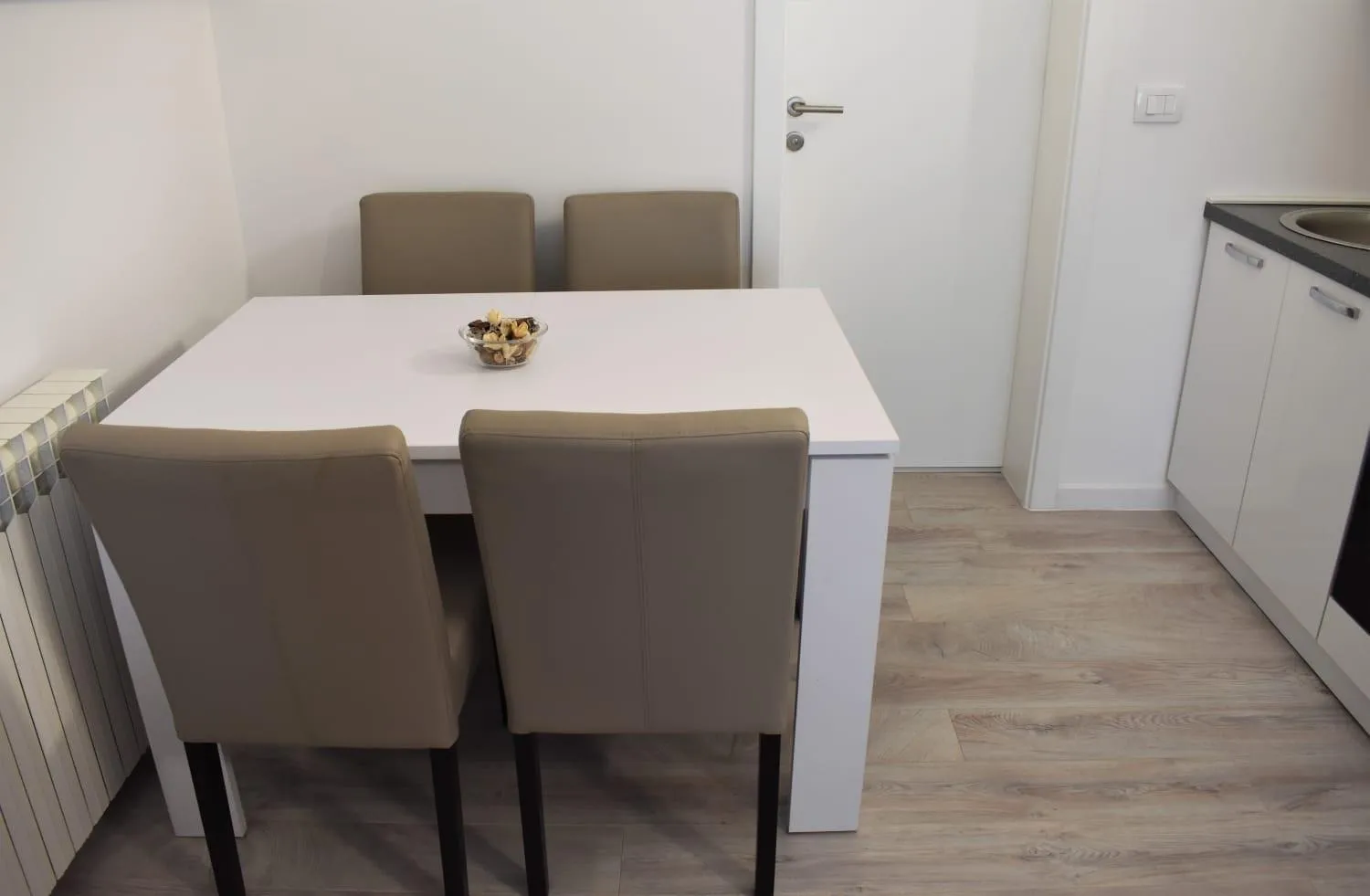 Kitchen or kitchenette in Filipovic rent a car & apartments