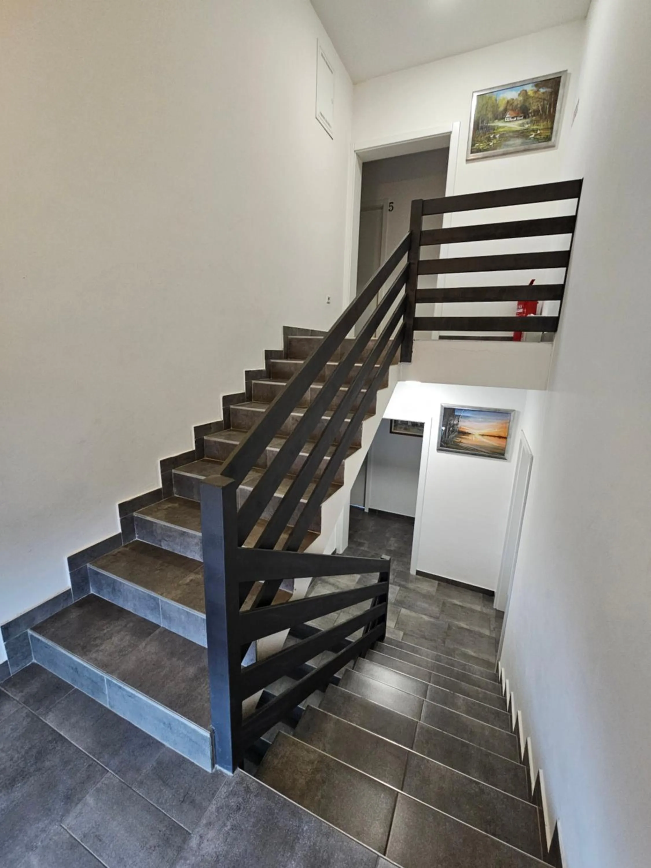 Filipovic rent a car & apartments