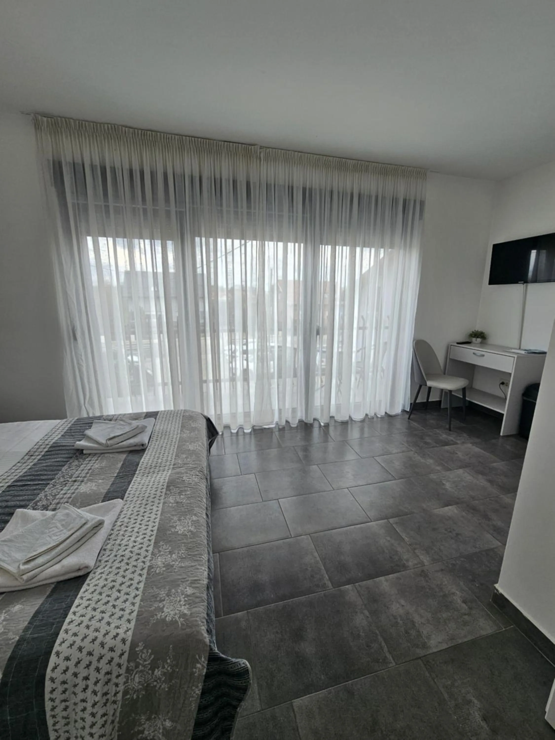 Bed in Filipovic rent a car & apartments