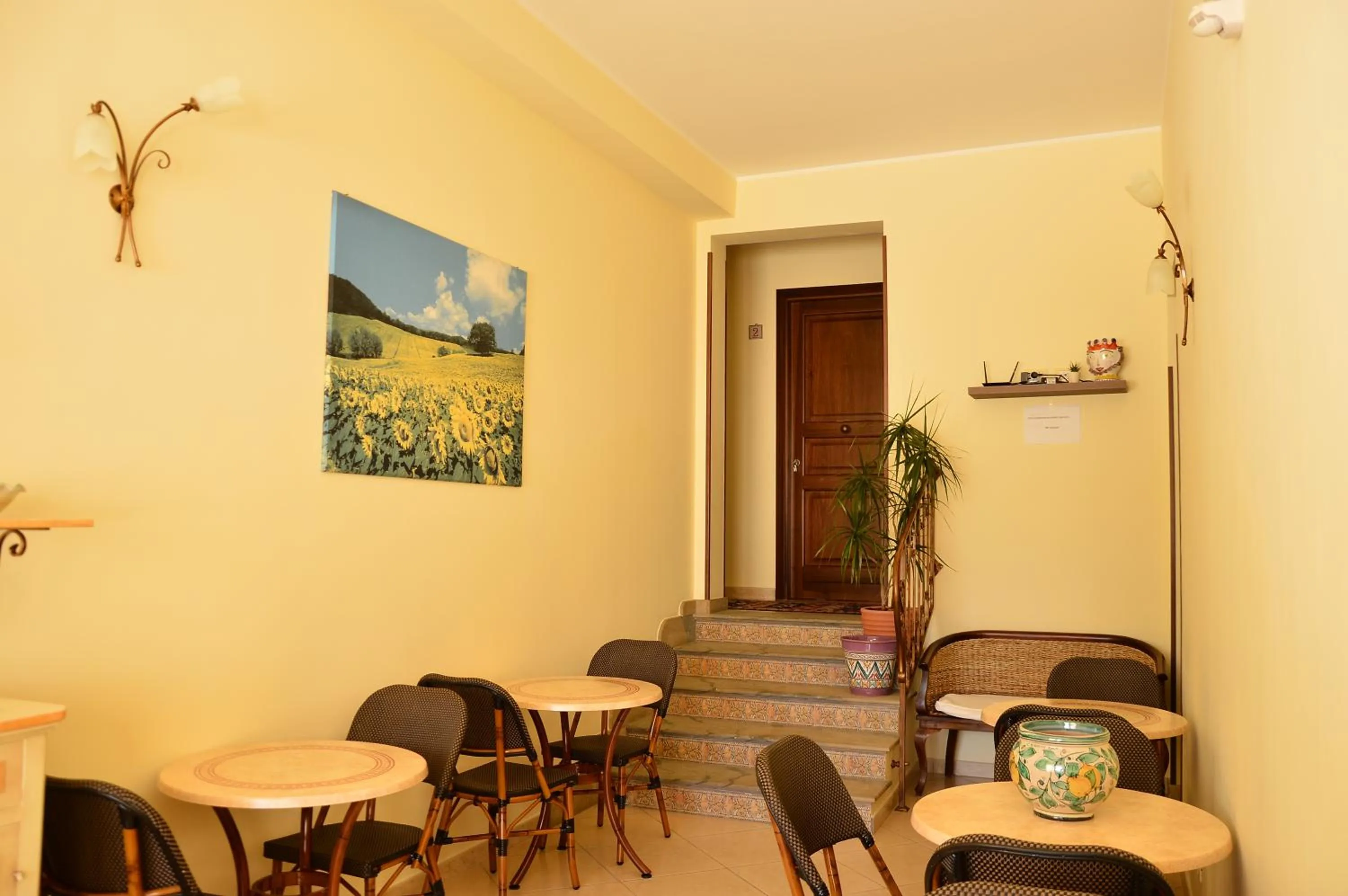 Breakfast in Attinia