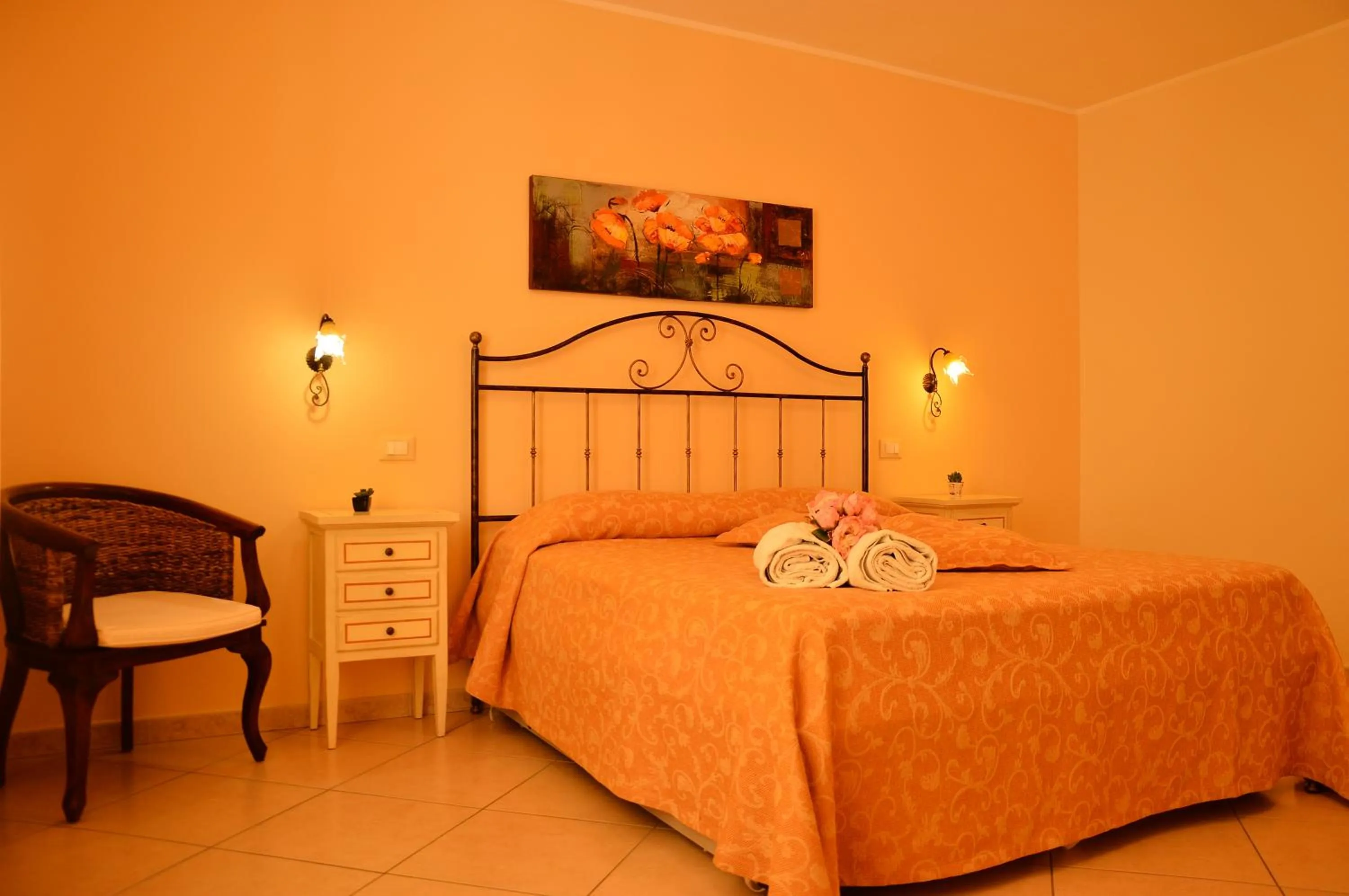 Photo of the whole room in Attinia