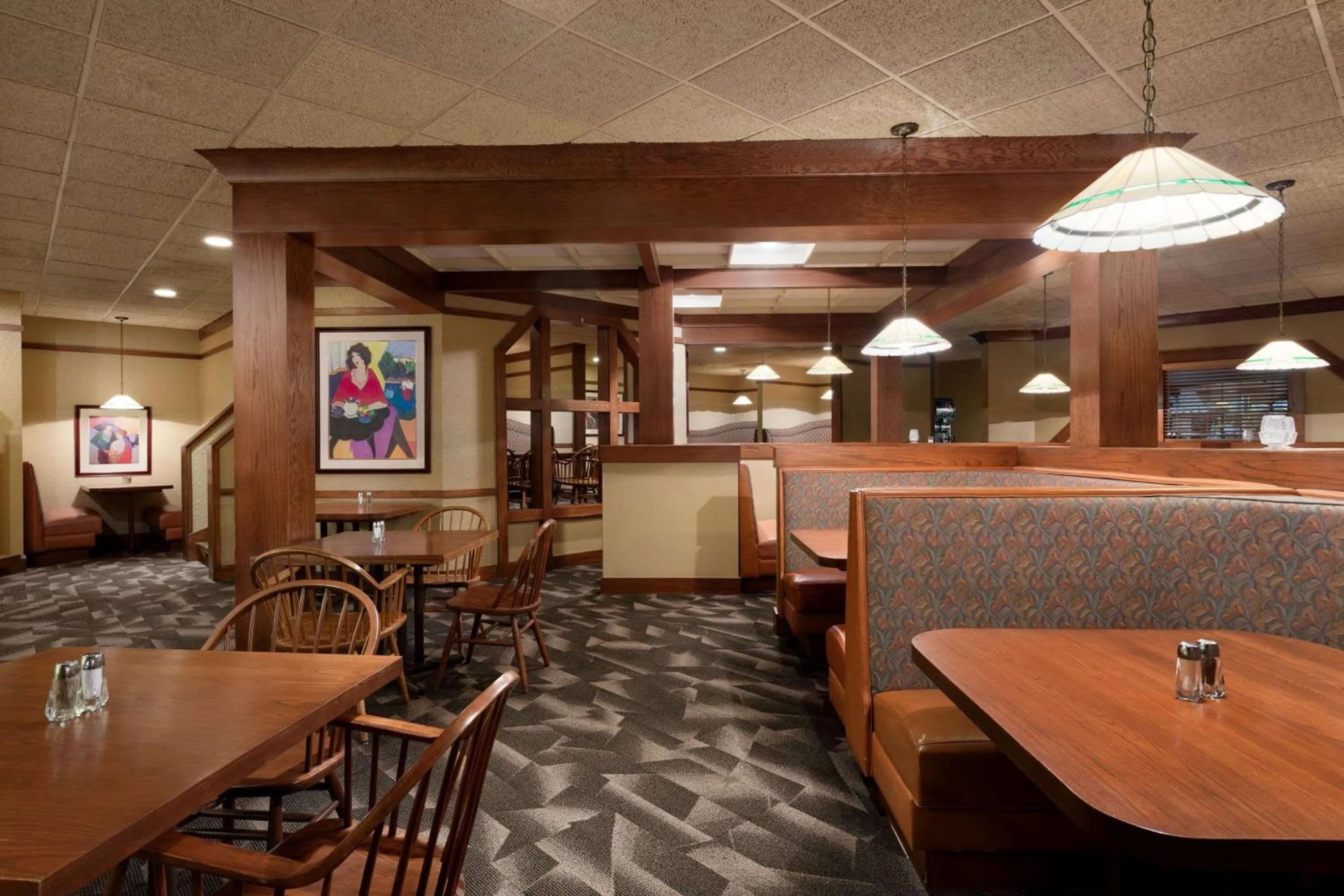 Restaurant/places to eat in Ramada by Wyndham Fargo