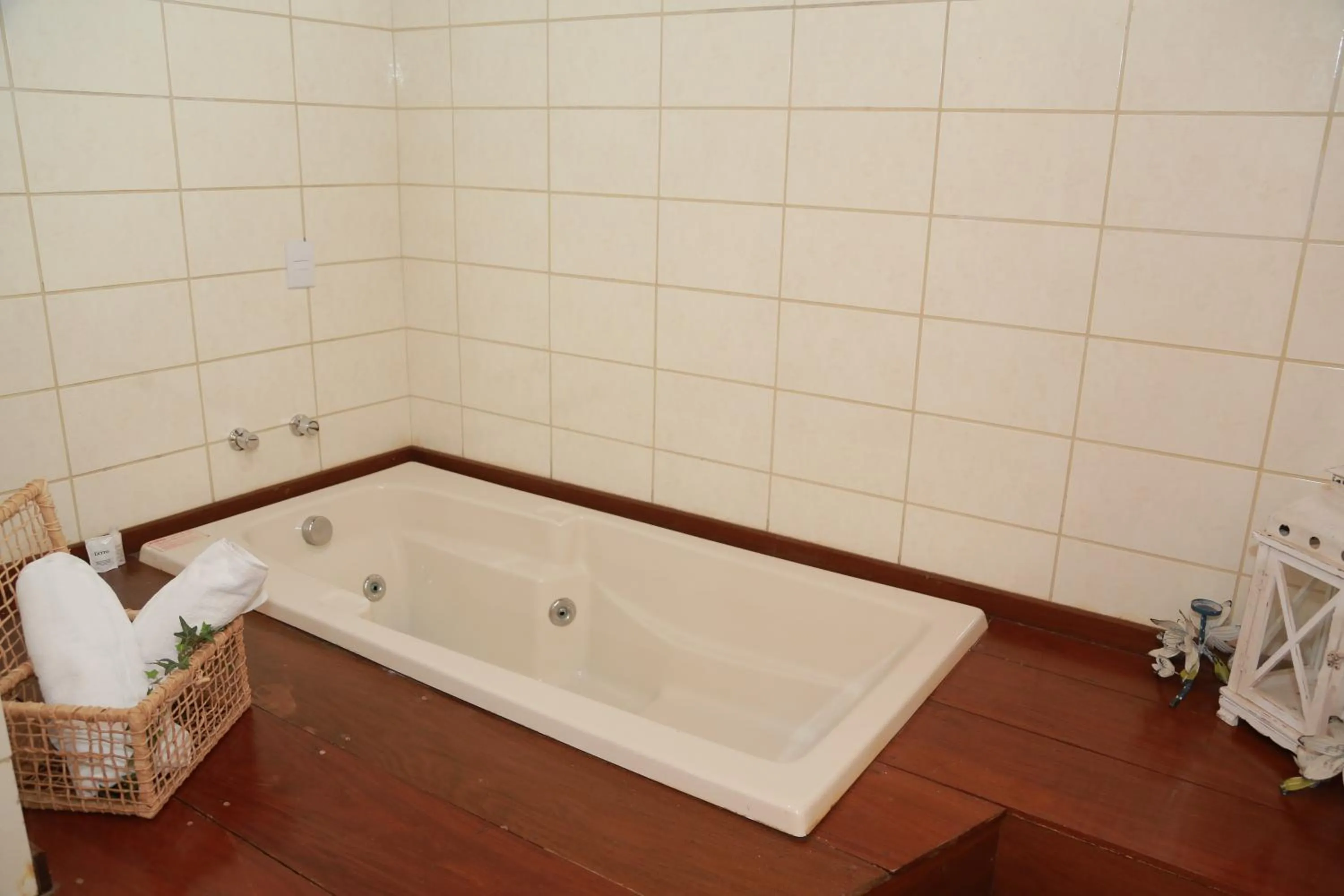 Bath in Letto Hotel Flores da Cunha