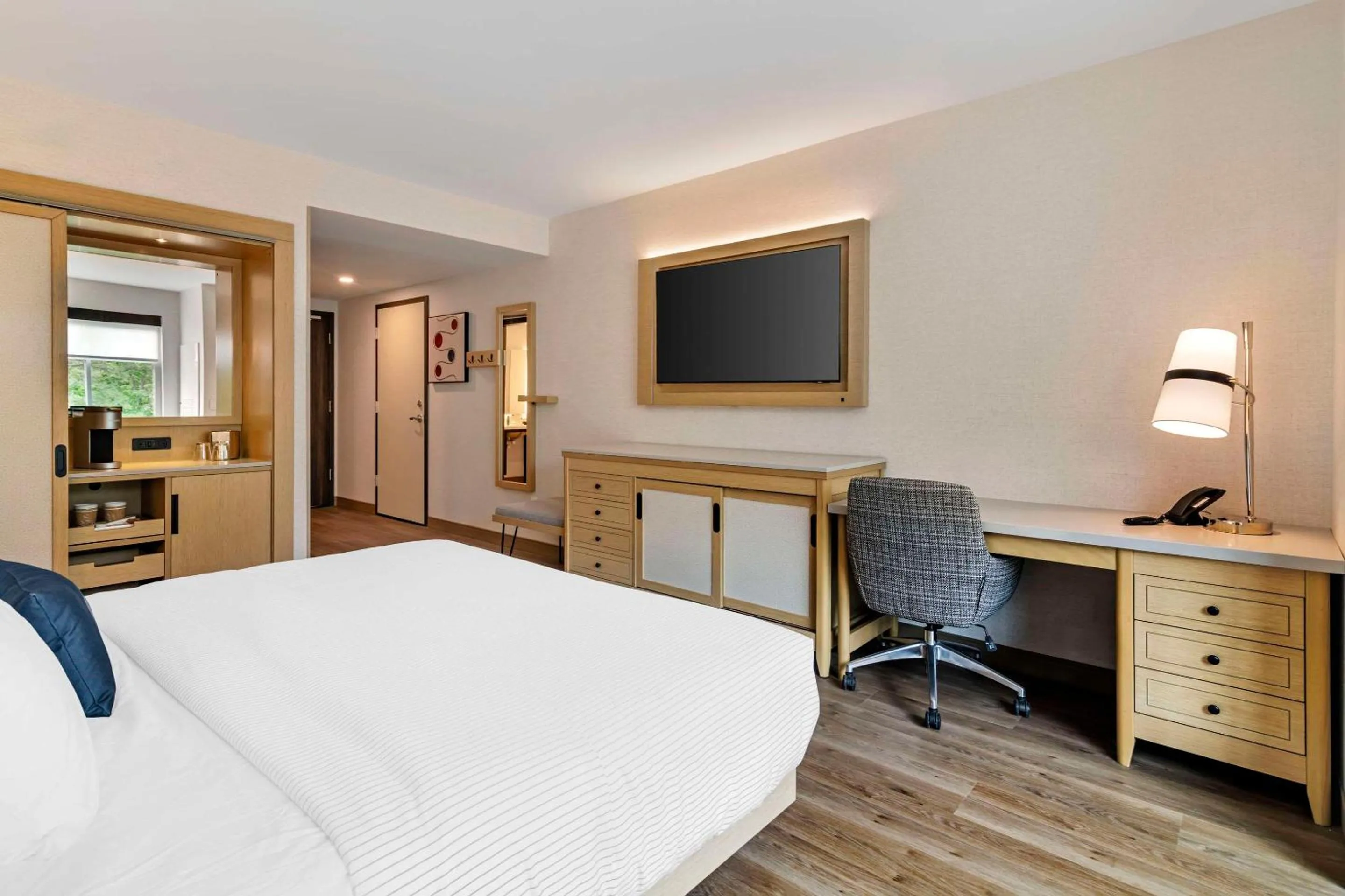 Bedroom, Bed in Cambria Hotel North Conway