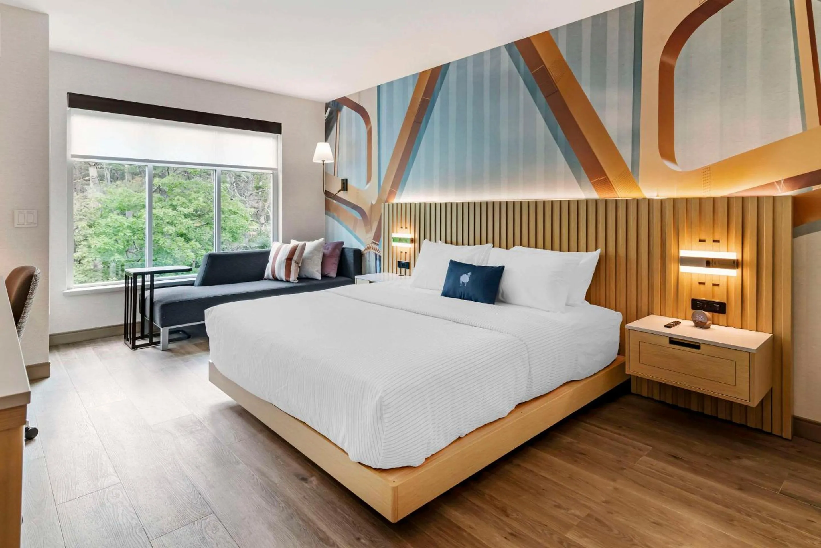 Bedroom, Bed in Cambria Hotel North Conway