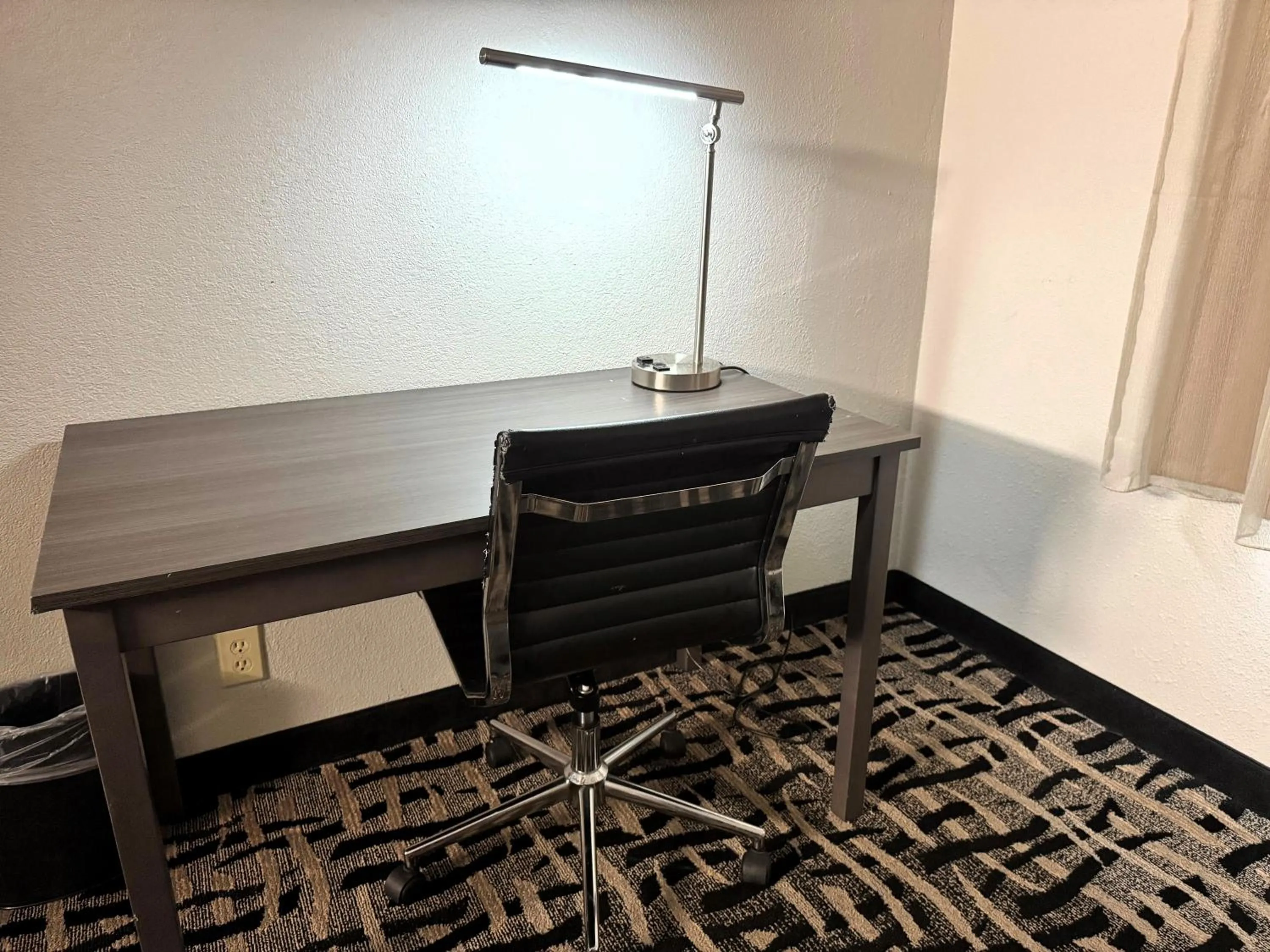 Seating area in Wingate by Wyndham Horn Lake Southaven