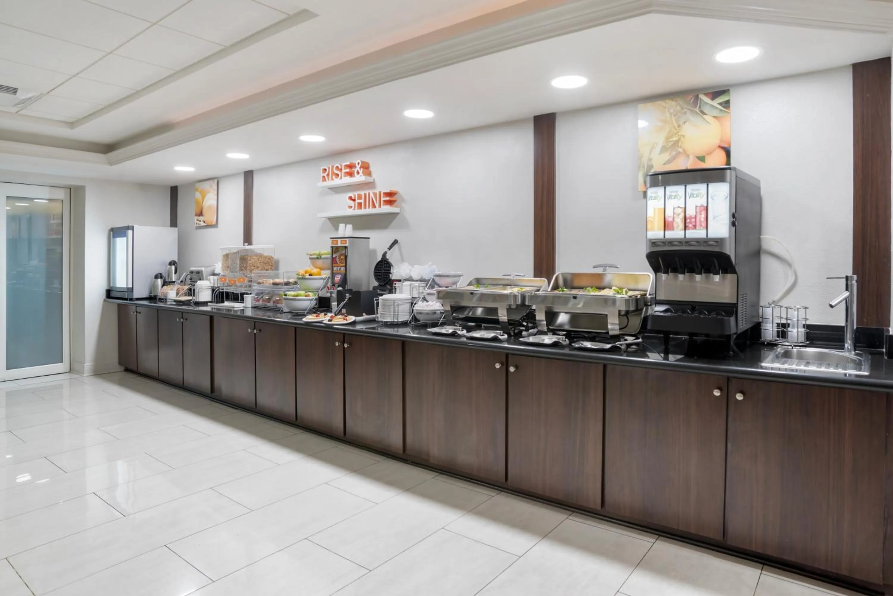 Comfort Inn & Suites New Orleans Airport North