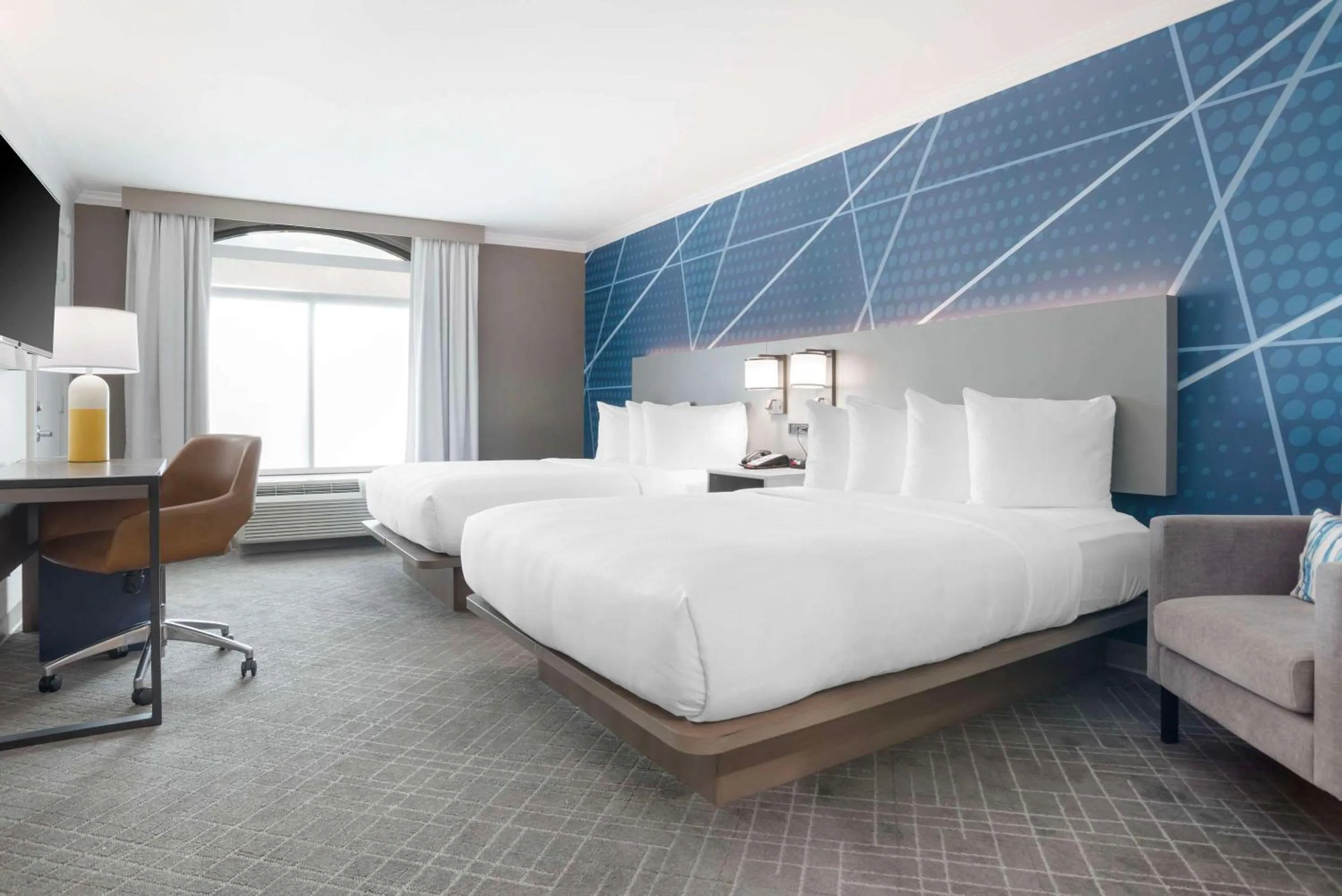 Bedroom, Bed in Comfort Inn & Suites New Orleans Airport North