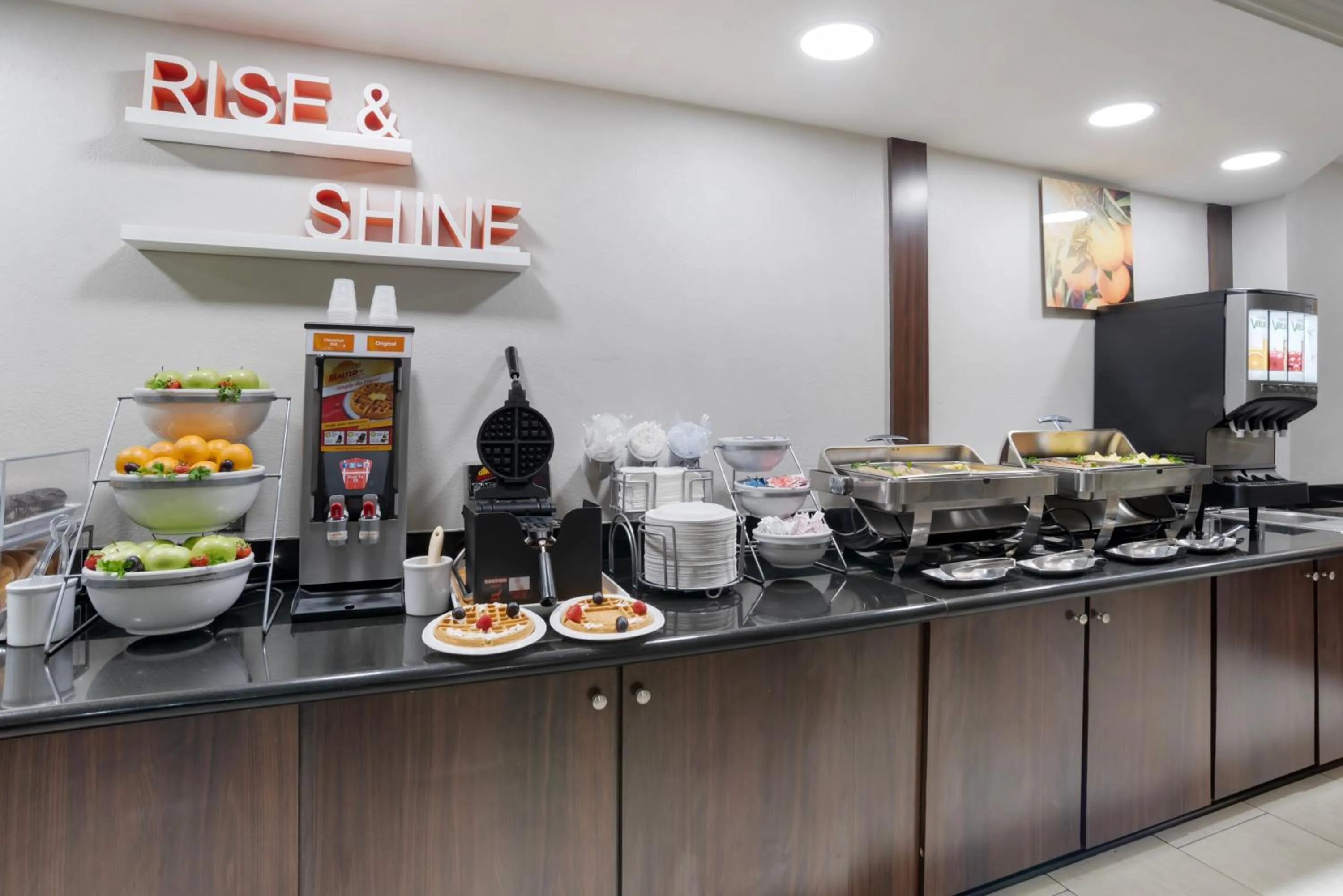 Comfort Inn & Suites New Orleans Airport North