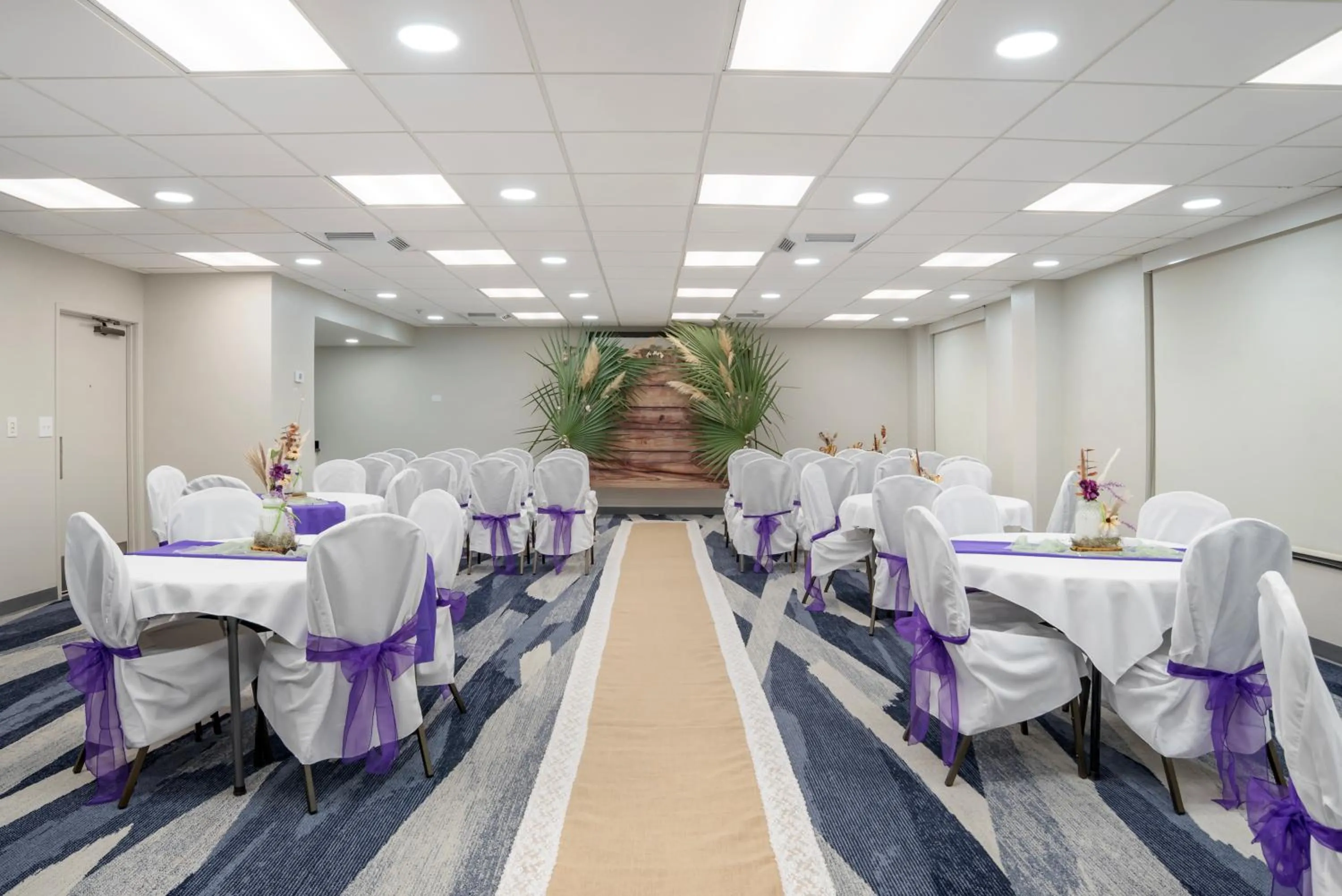 Comfort Inn & Suites New Orleans Airport North