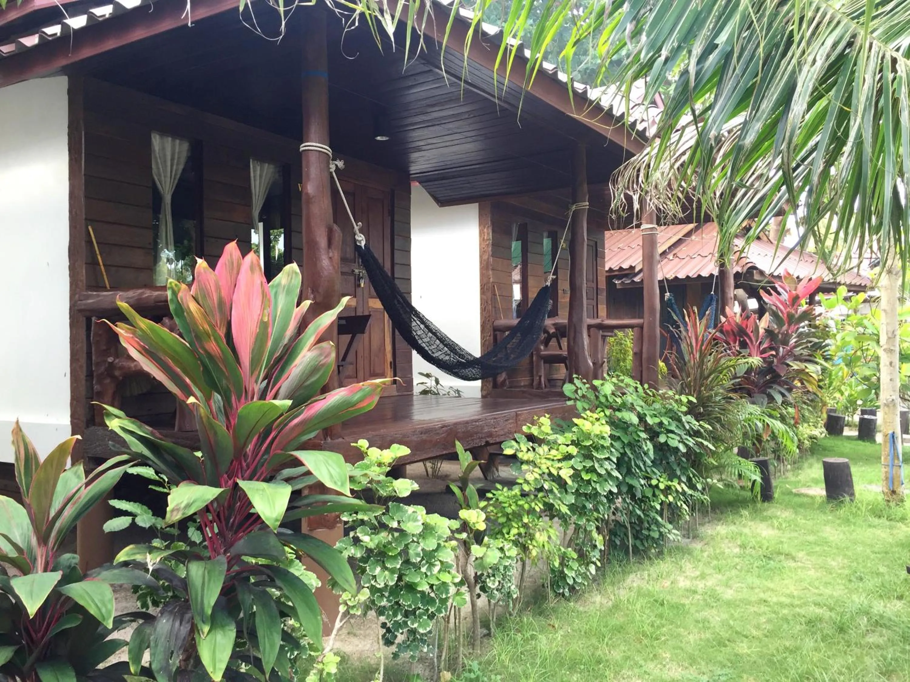 Day in V-View Beach Resort