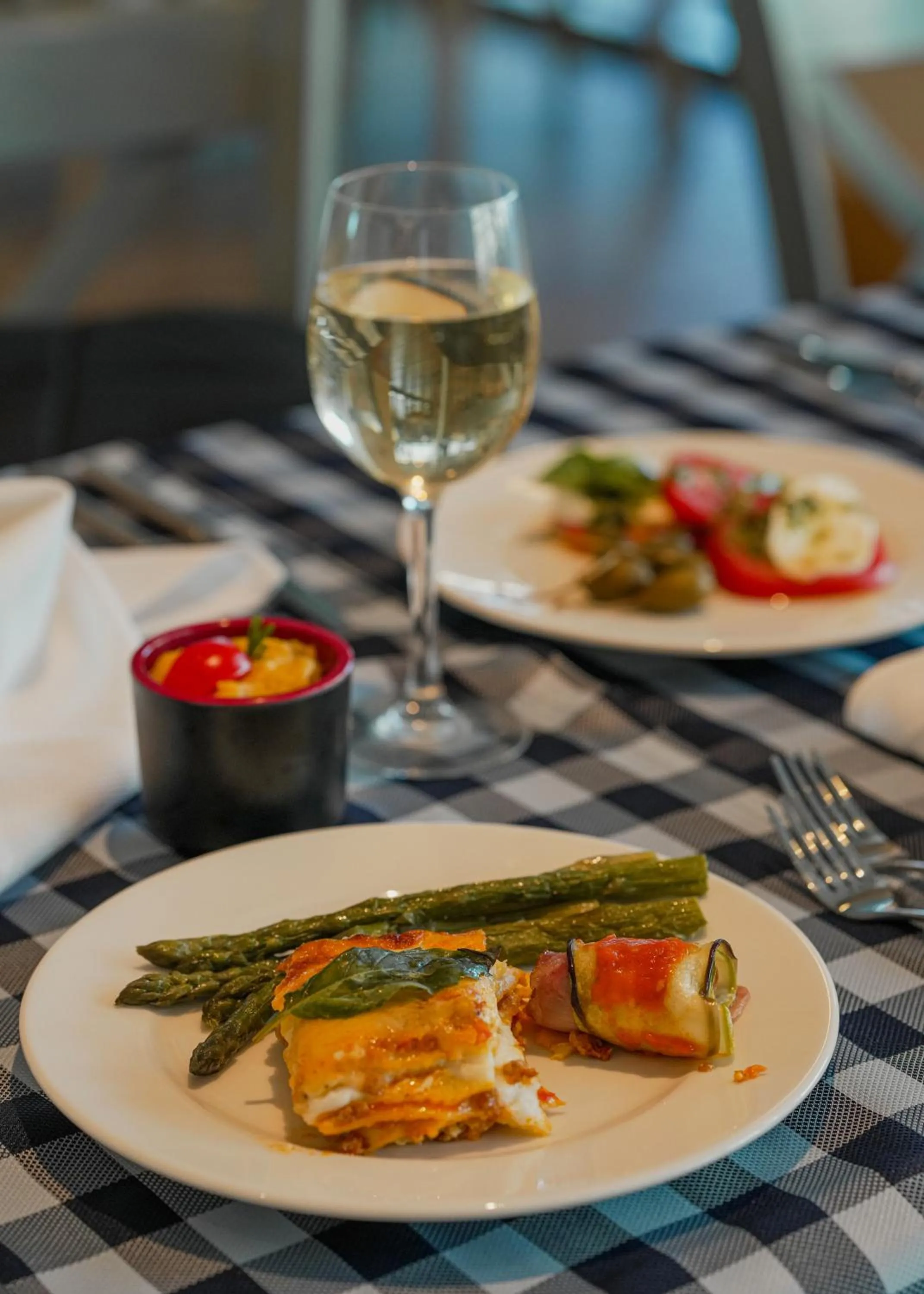 Restaurant/places to eat in Astoria Hotel All Inclusive & Private Beach