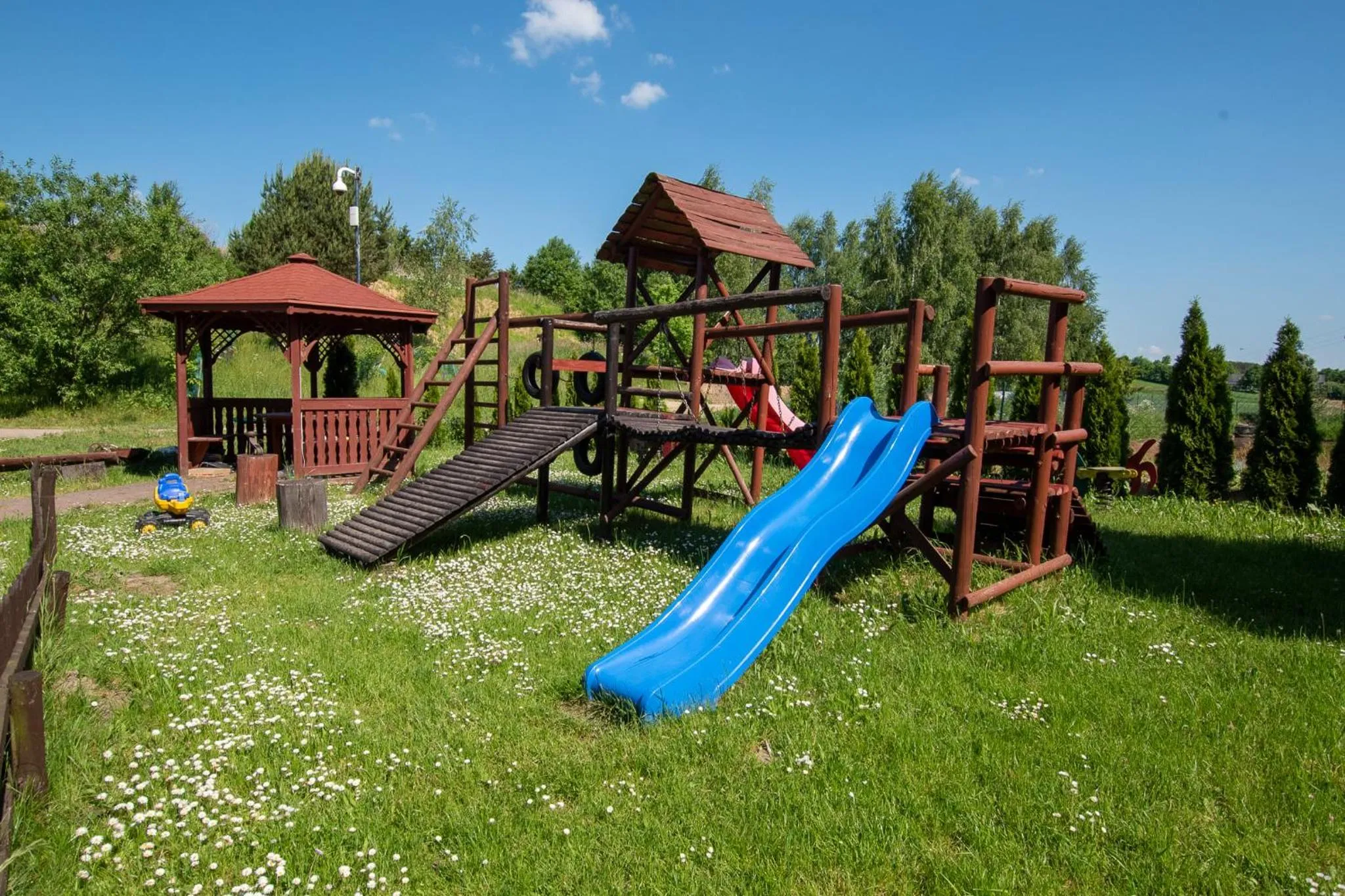 Children play ground in Resort Holiday Natural - Gościniec Zacisze