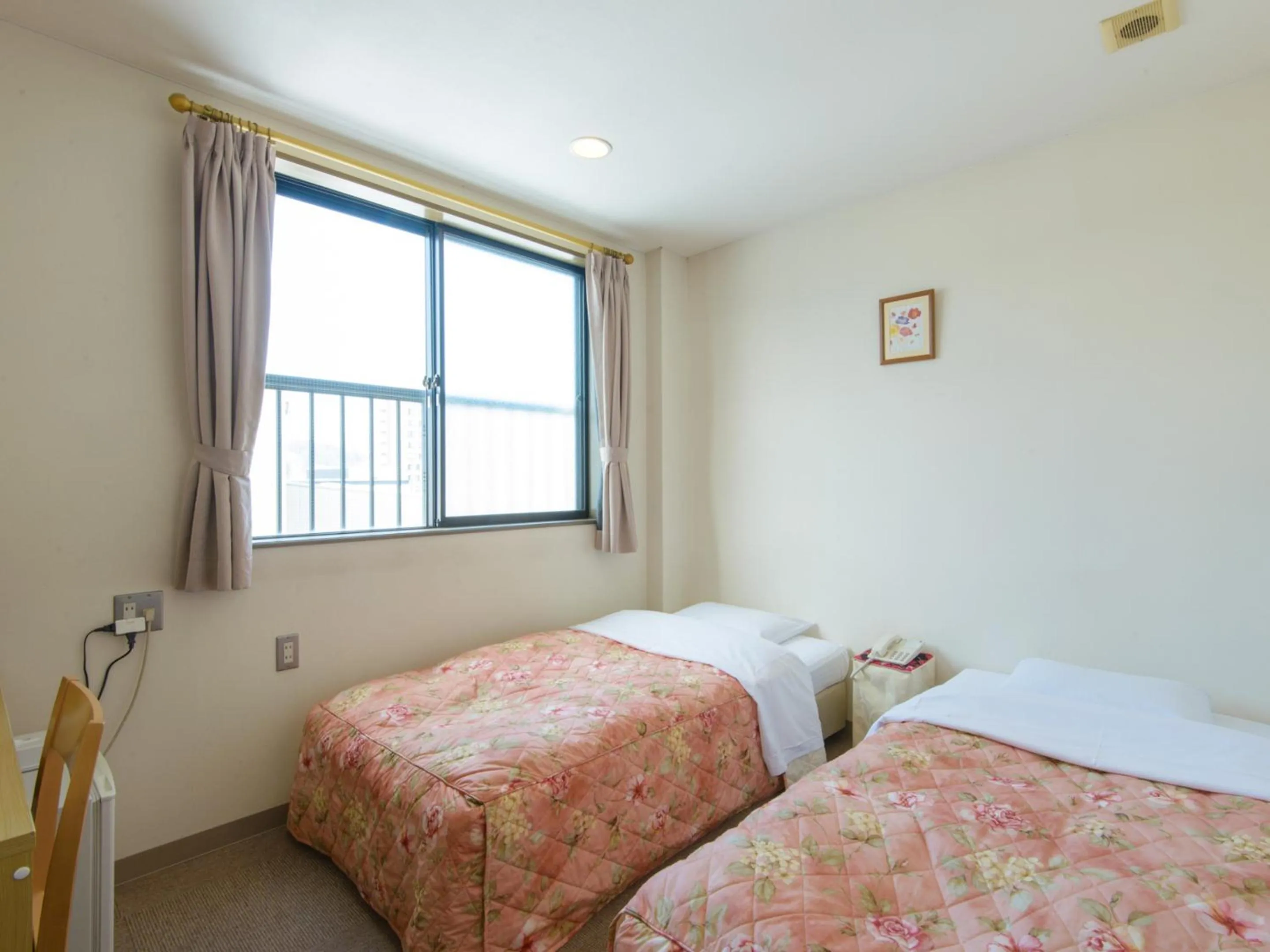 Photo of the whole room, Bed in Hotel Hana