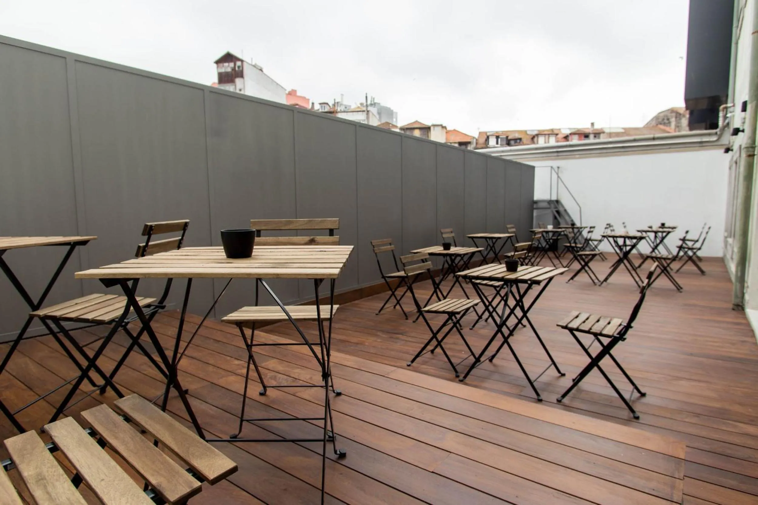Patio in The Gate Porto