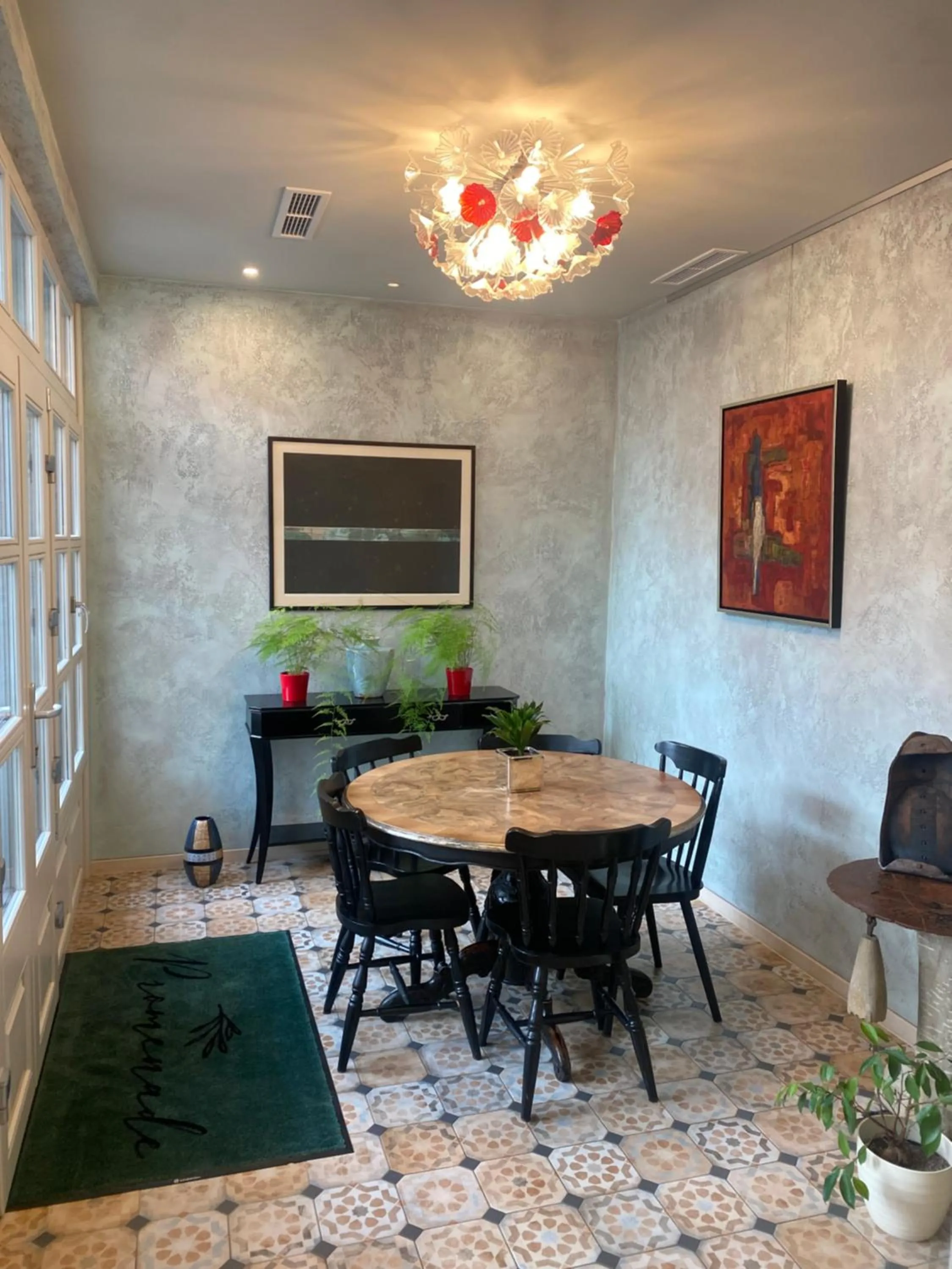 Dining area in Villa Promenade