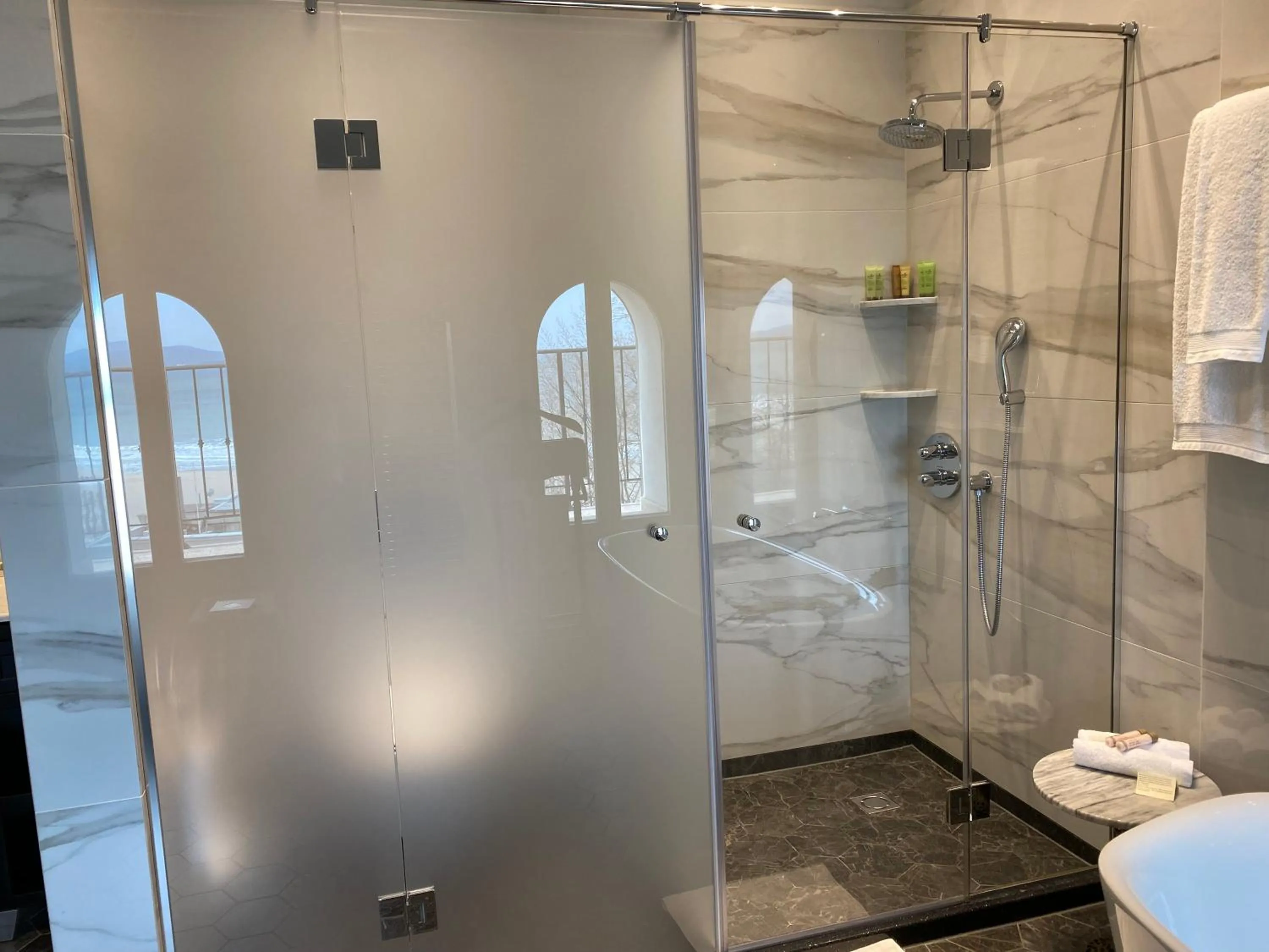 Bathroom in Villa Promenade