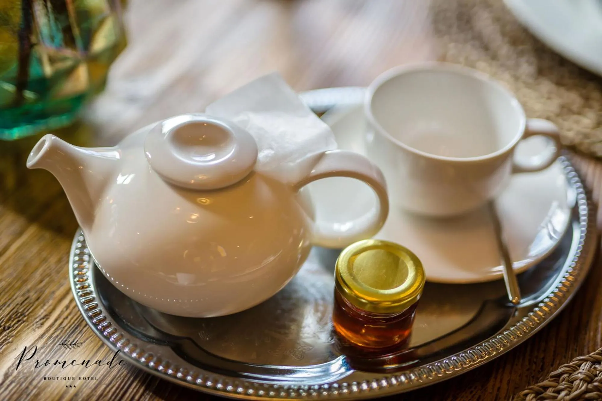 Restaurant/places to eat in Villa Promenade