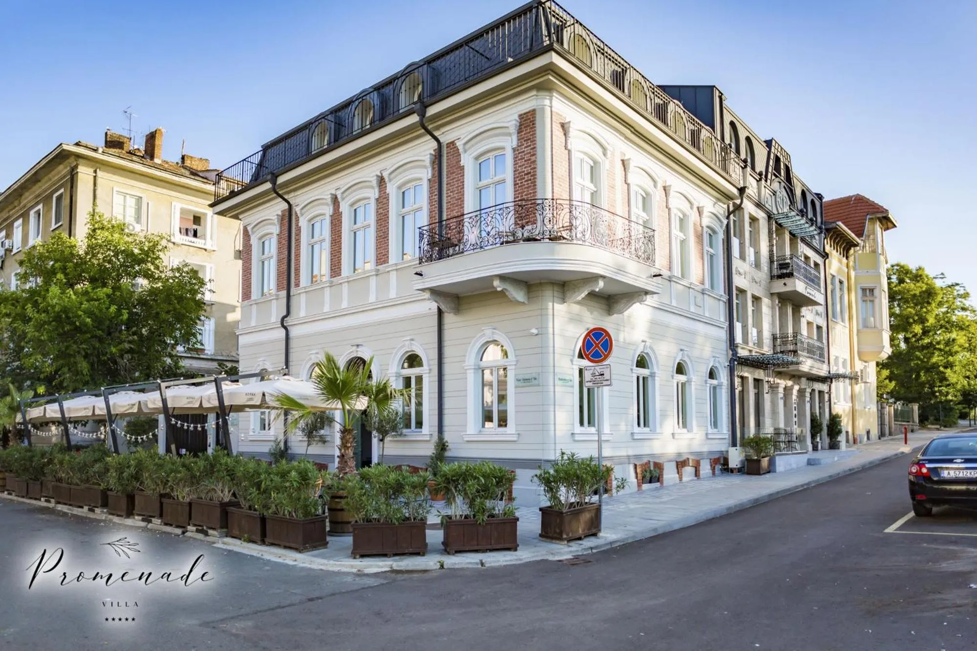 Property building in Villa Promenade