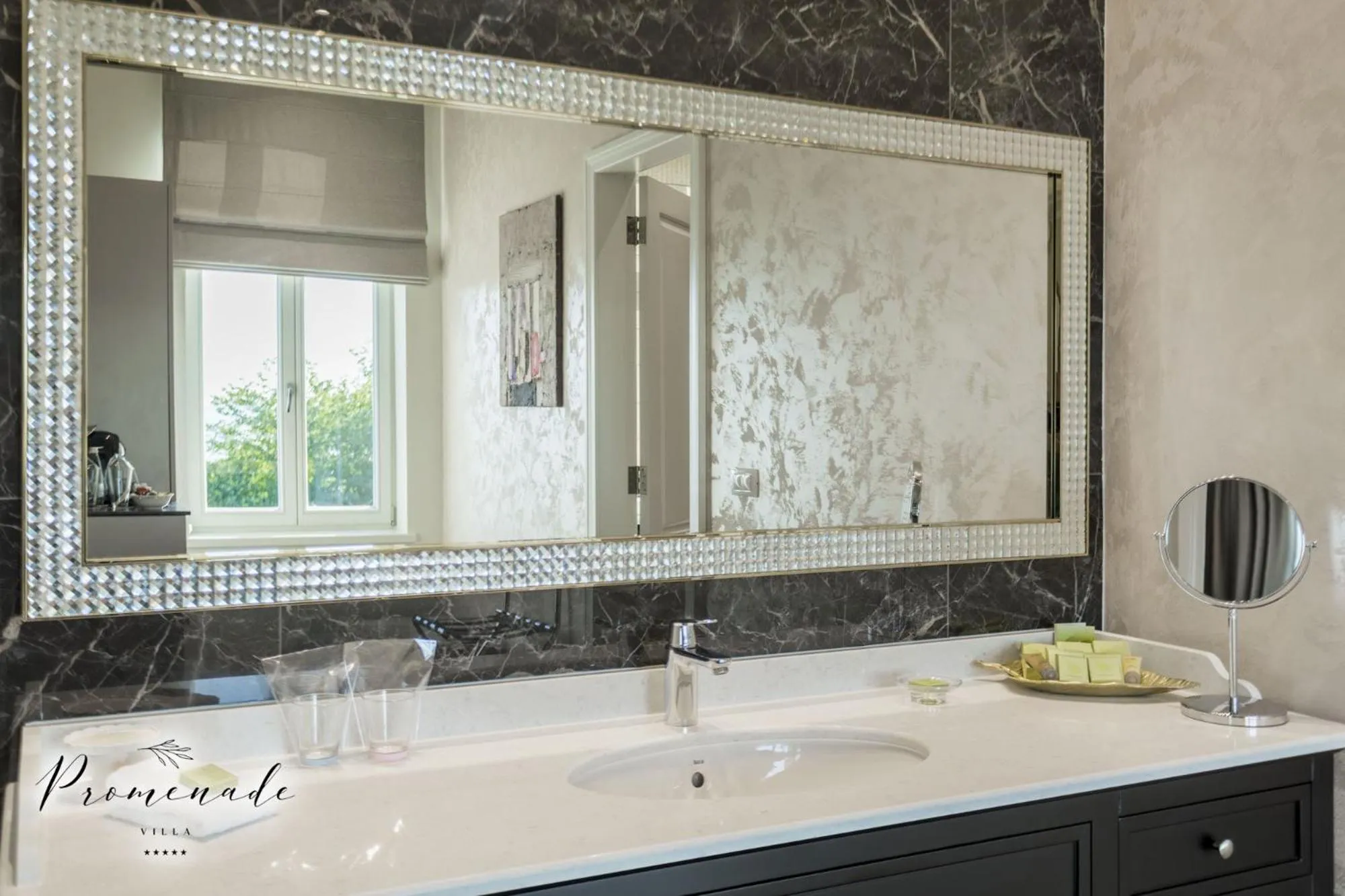 Bathroom in Villa Promenade