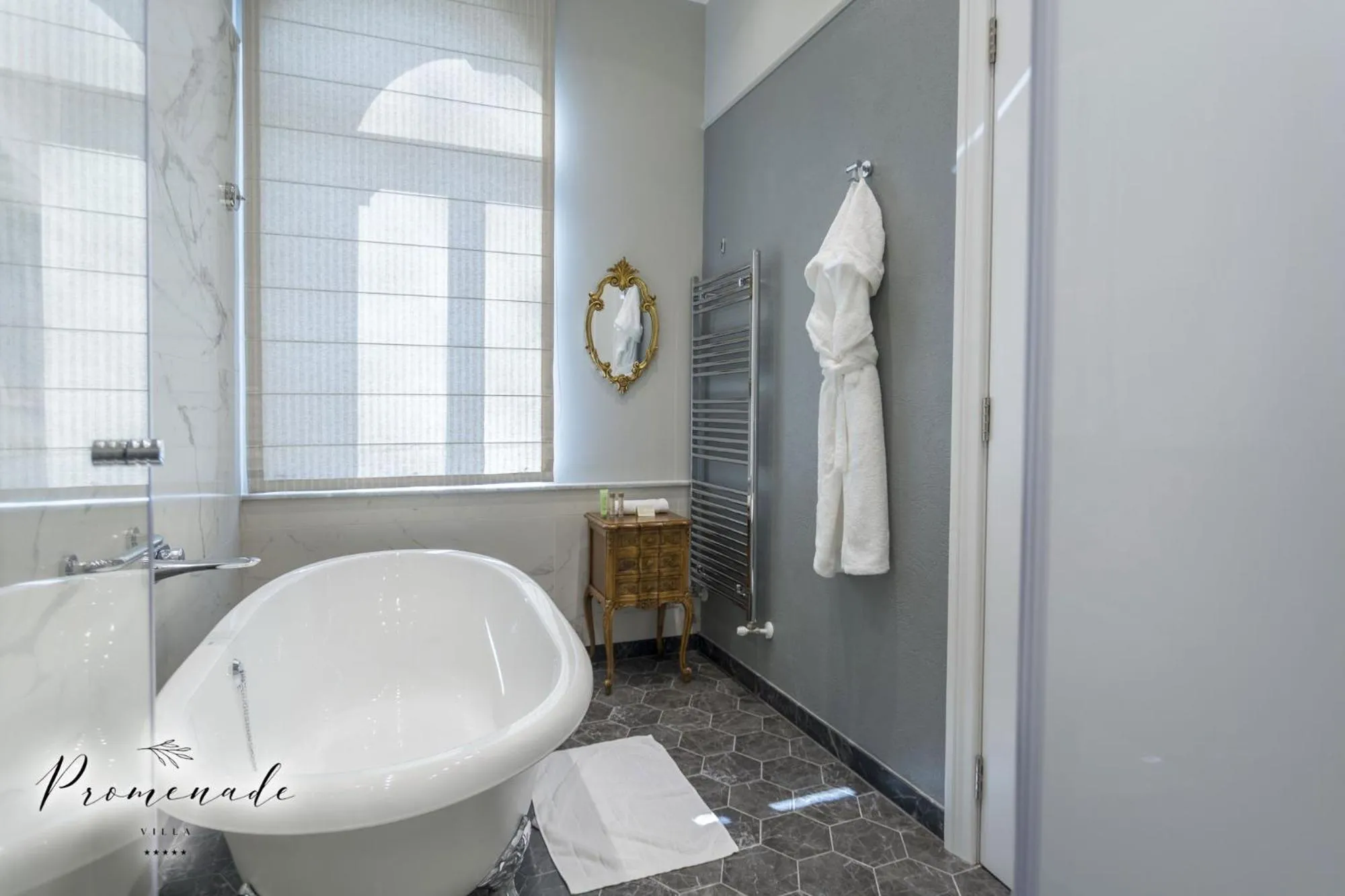 Bathroom in Villa Promenade