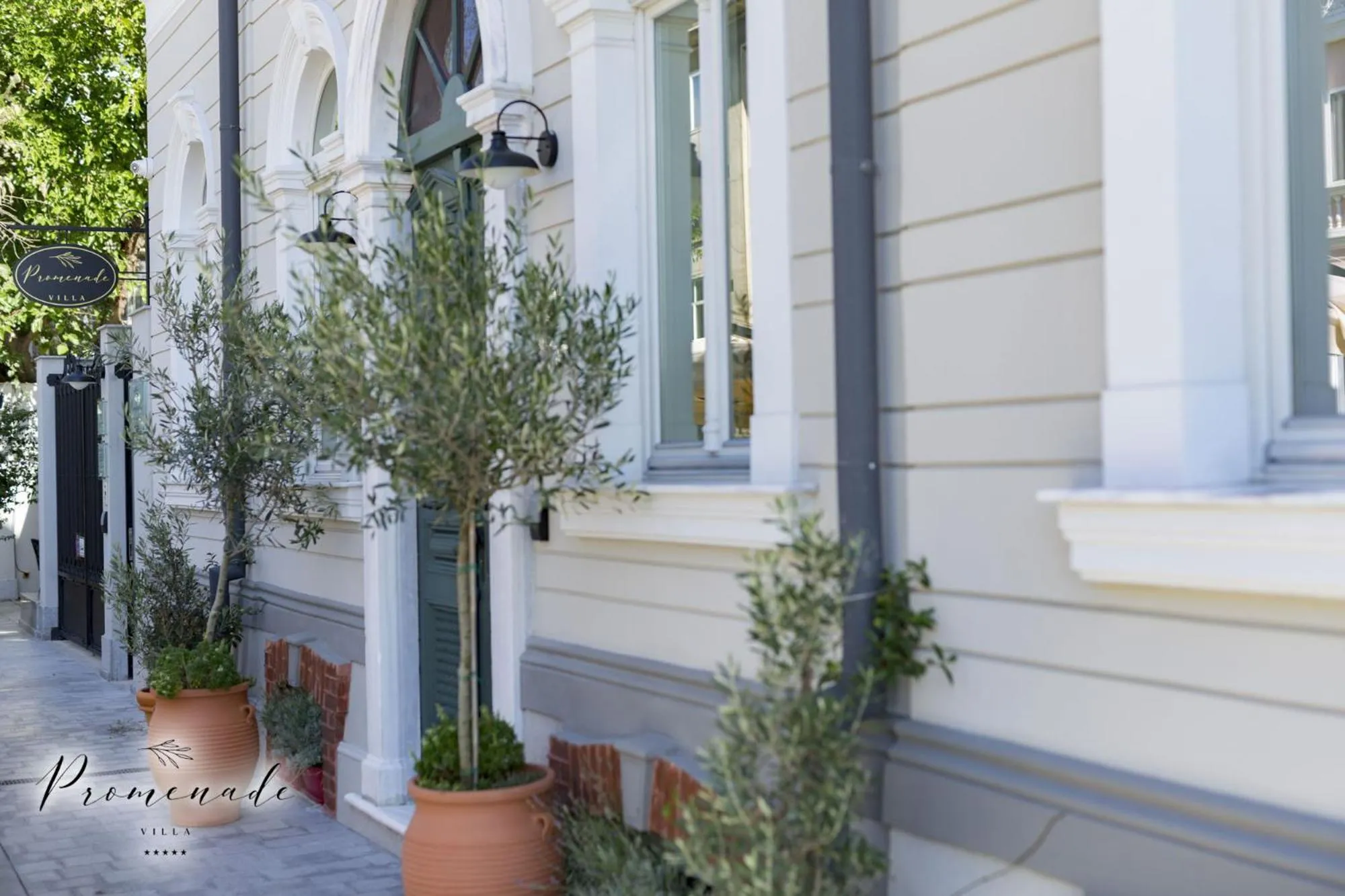 Property building in Villa Promenade