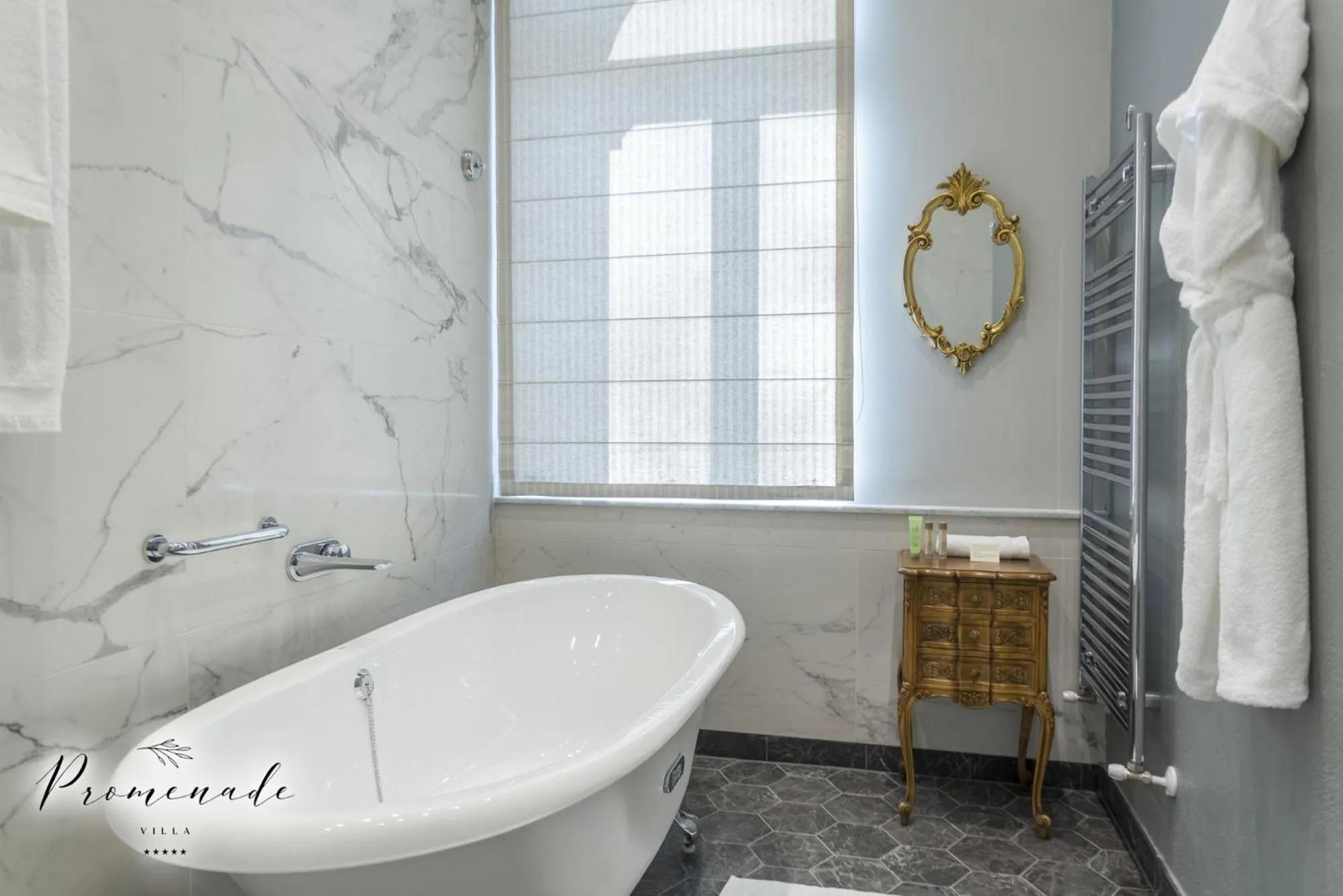 Bathroom in Villa Promenade