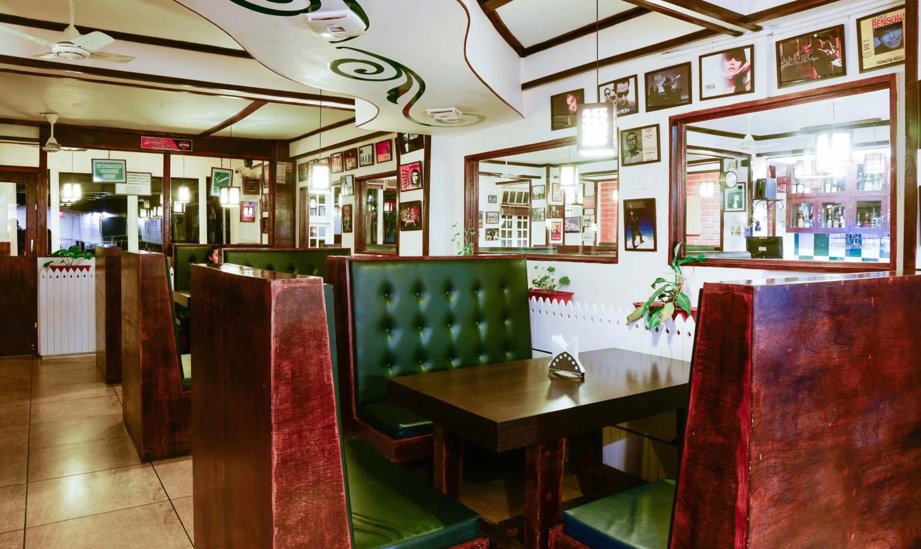 Restaurant/places to eat in The Nettle and Fern Hotel Gangtok