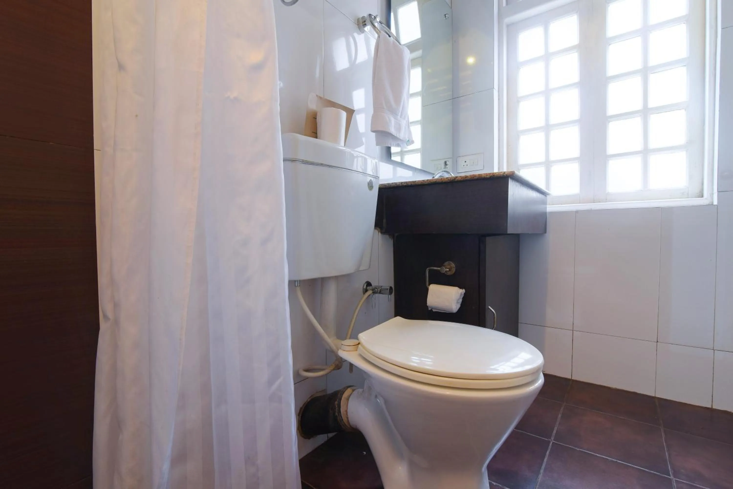 Toilet in The Nettle and Fern Hotel Gangtok