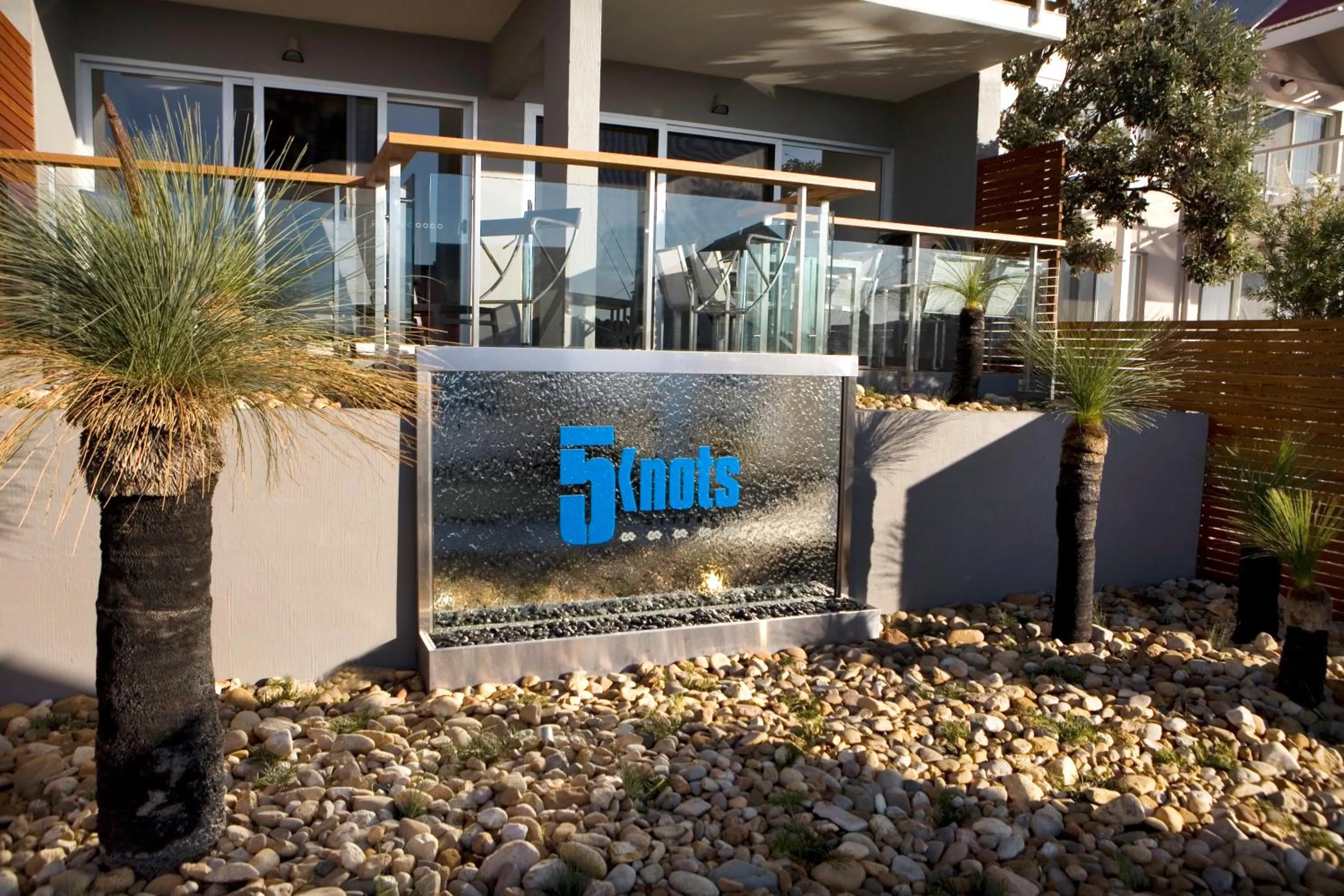 Facade/entrance in 5 Knots Metung