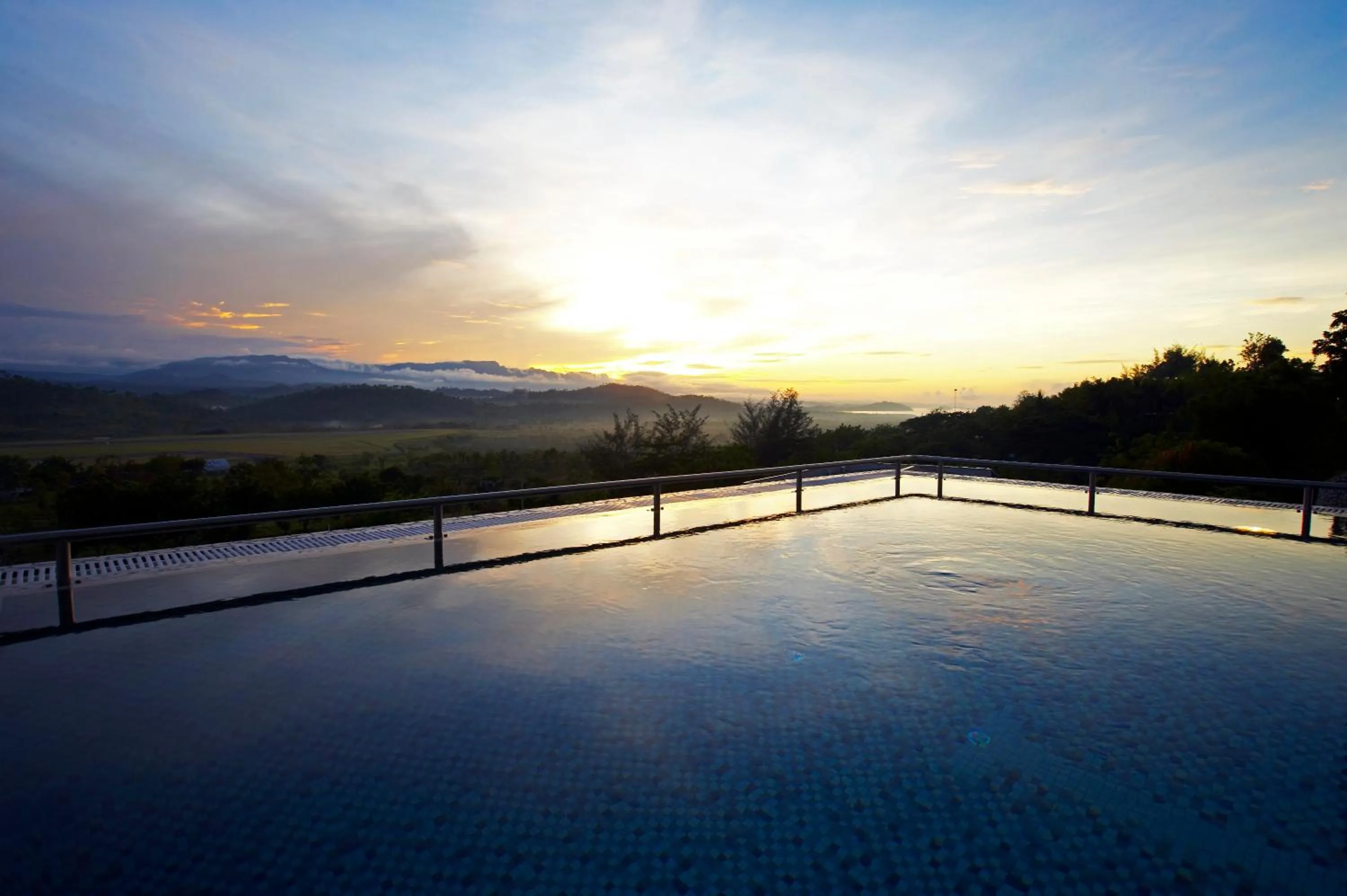 Fitness centre/facilities in Airways Hotel