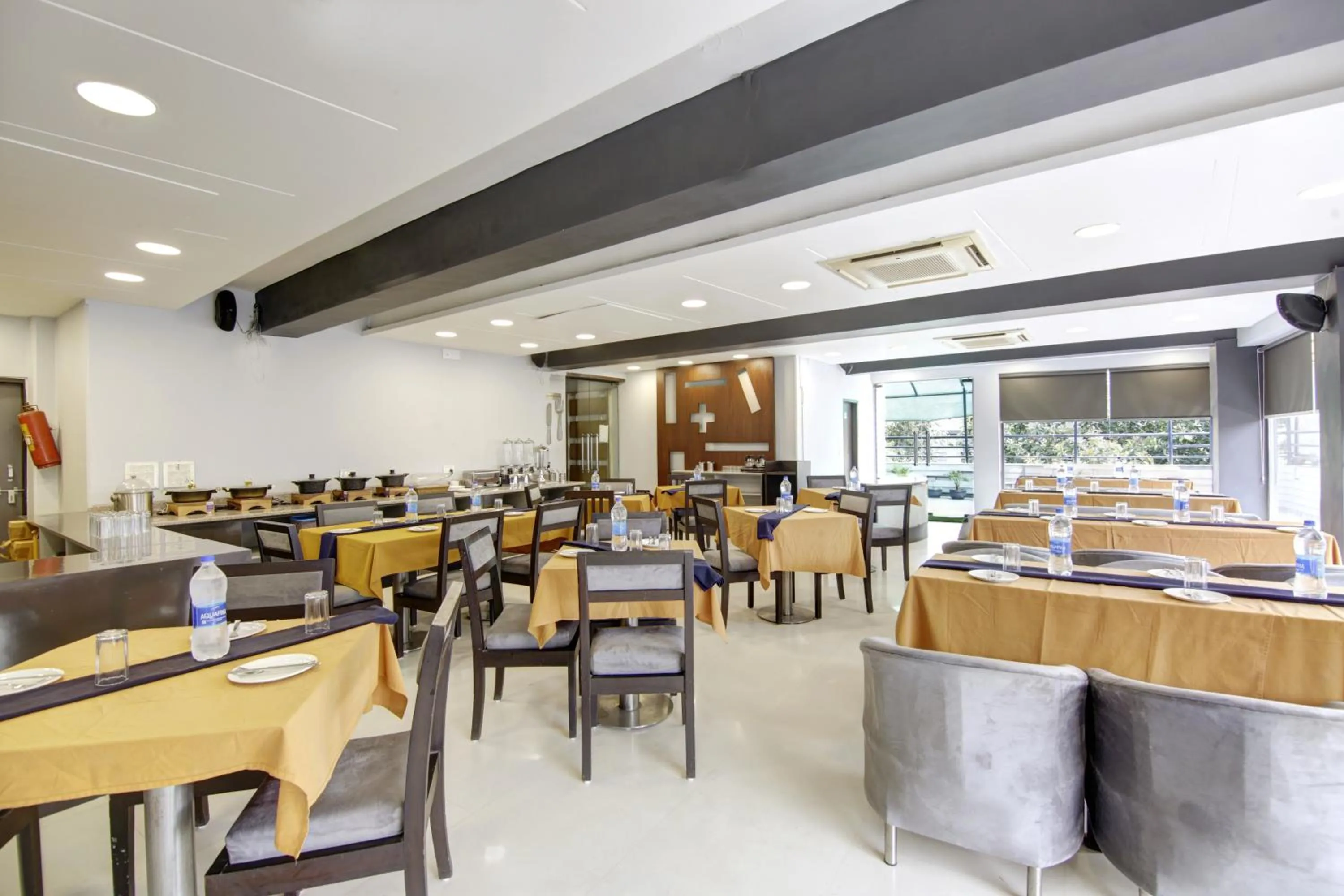 Banquet/Function facilities in Hotel BB Palace (A Family Hotel)