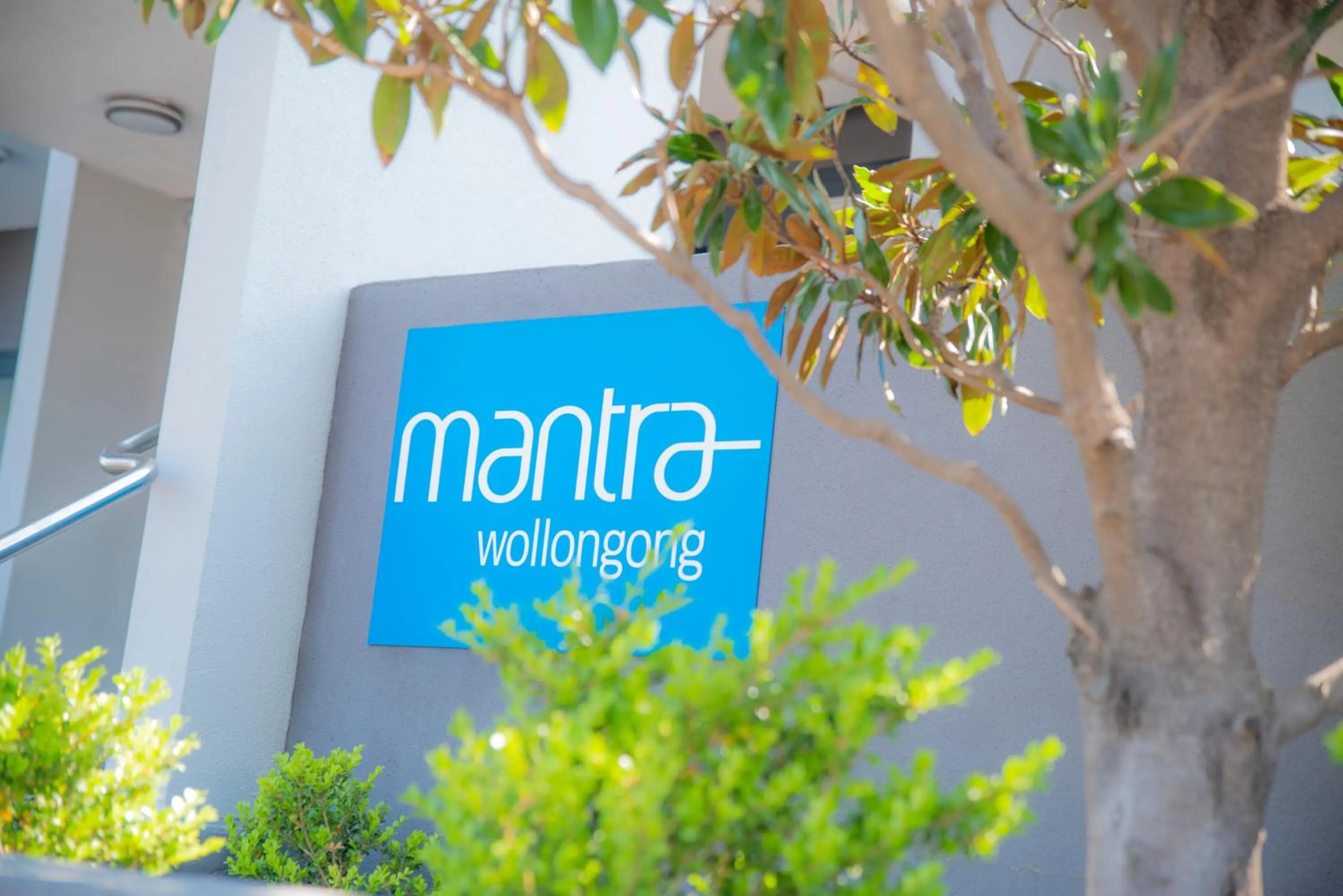 Property logo or sign in Mantra Wollongong