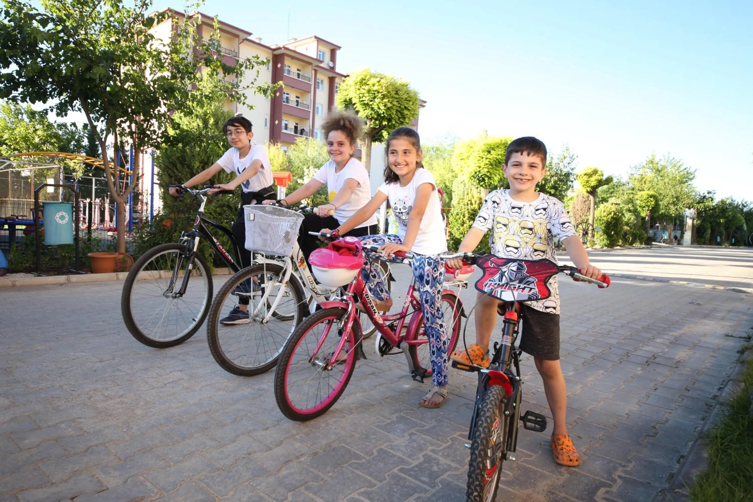 children in Basaranlar Thermal Otel
