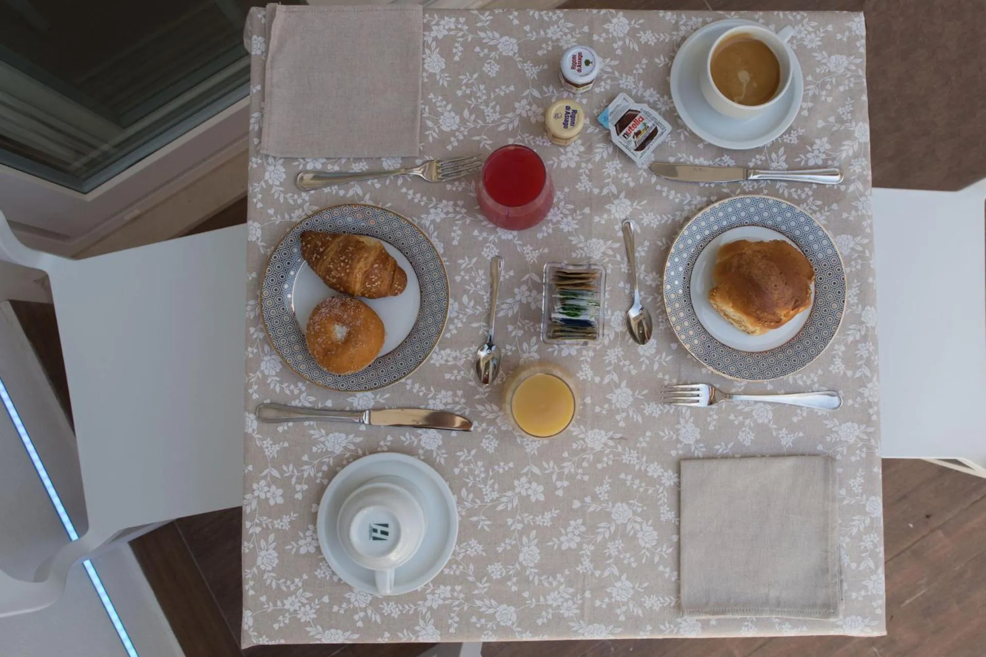 Italian breakfast in Vento di Sicilia