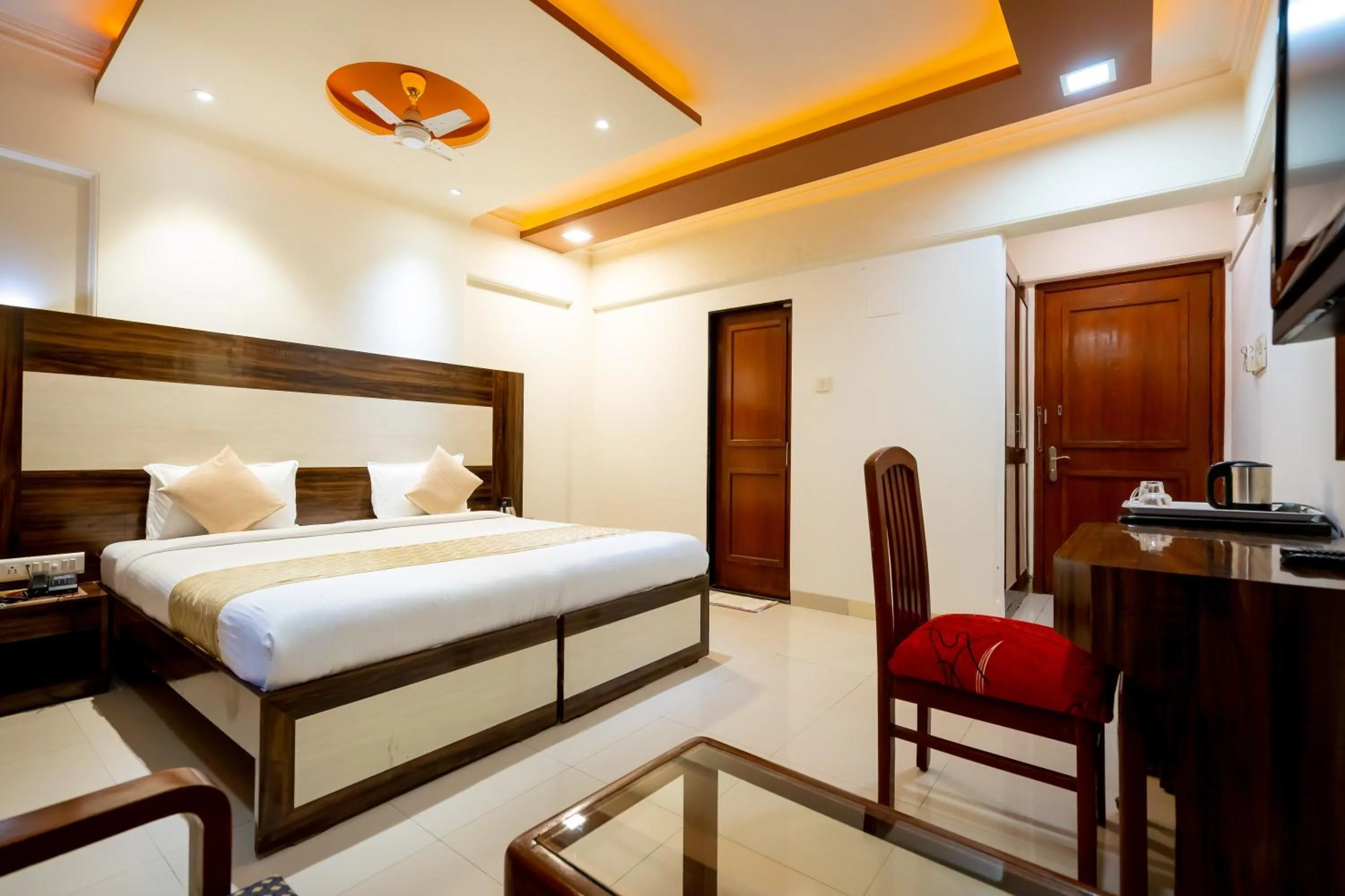 Photo of the whole room, Bed in Hotel Mina International